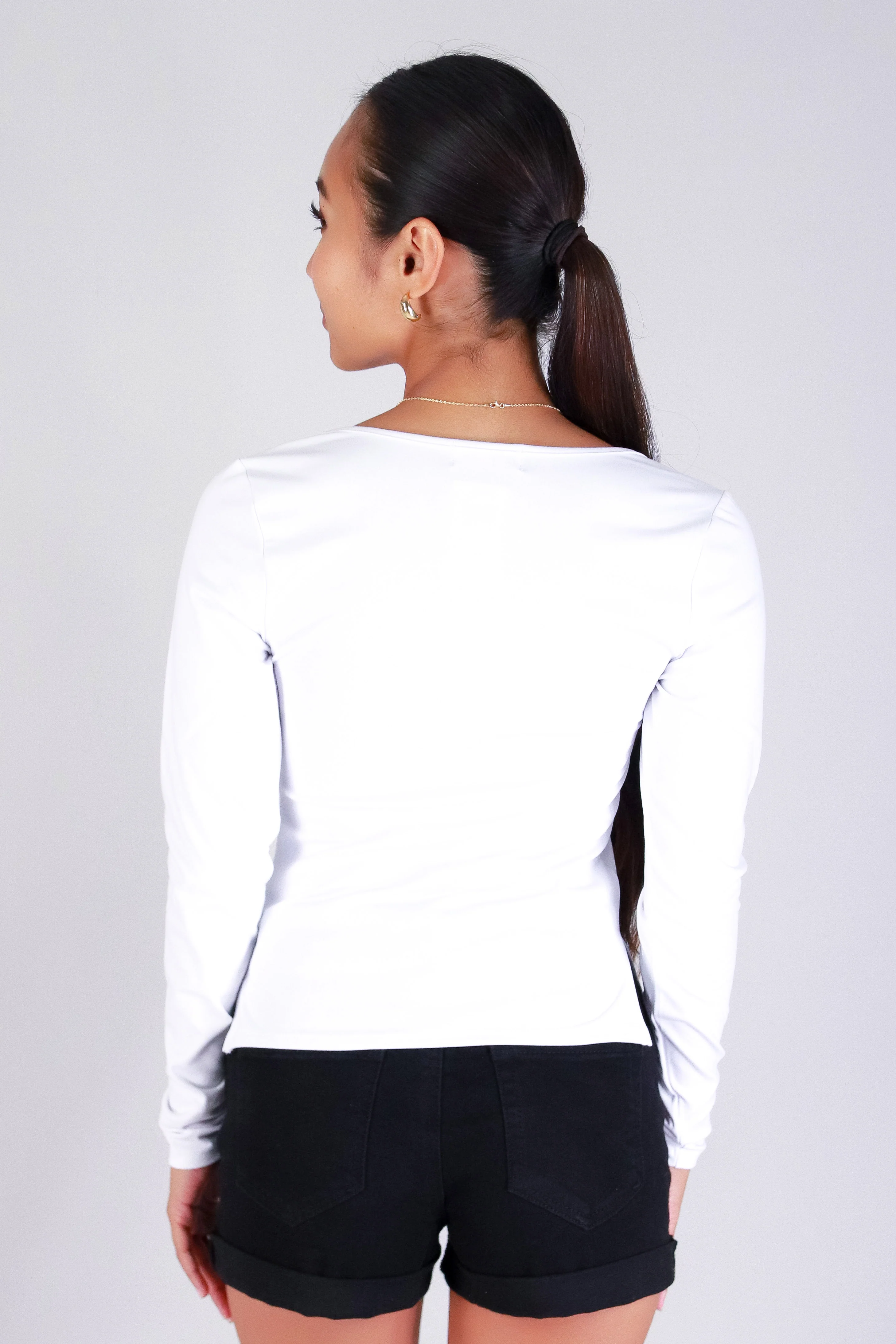THE GO-TO LONG SLEEVE TOP - Image 3