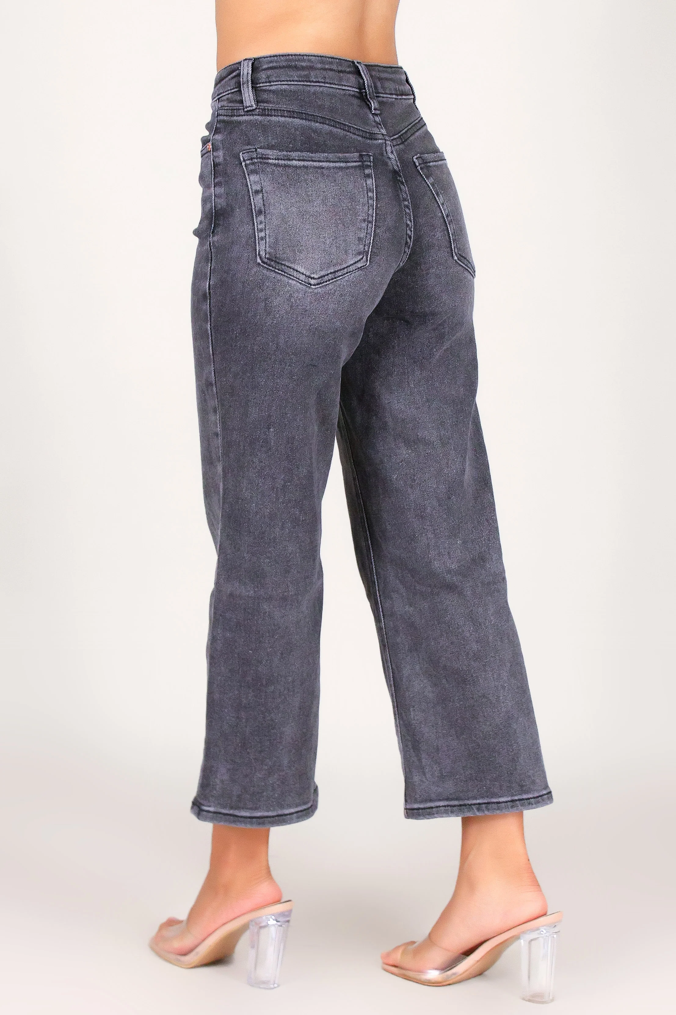 HIGHLINE CROP DENIM CAPRI'S - Image 3