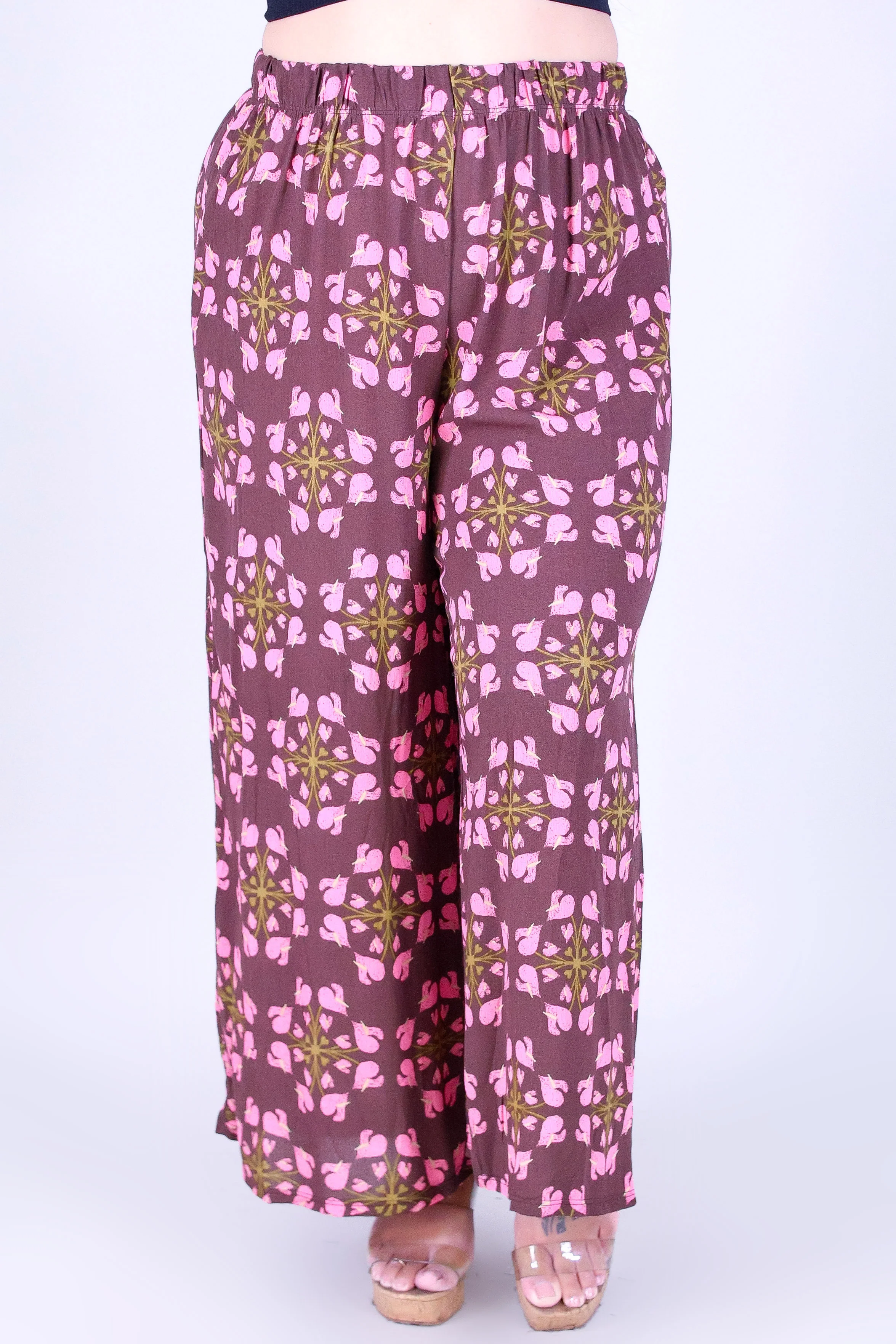 ANTHURIUM QUILT CAPRI'S - Image 2