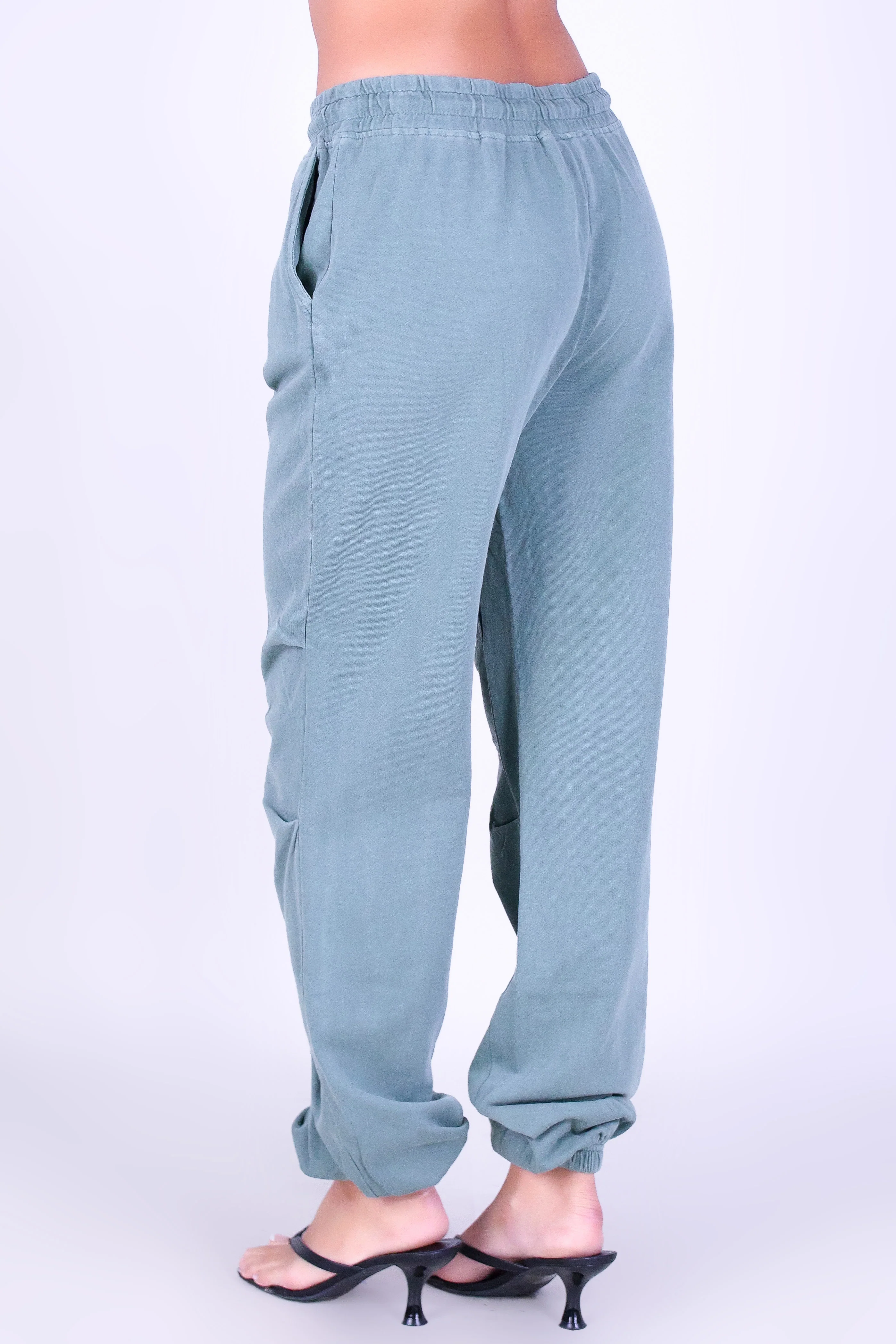 SNUGGLE FIT JOGGER - Image 3