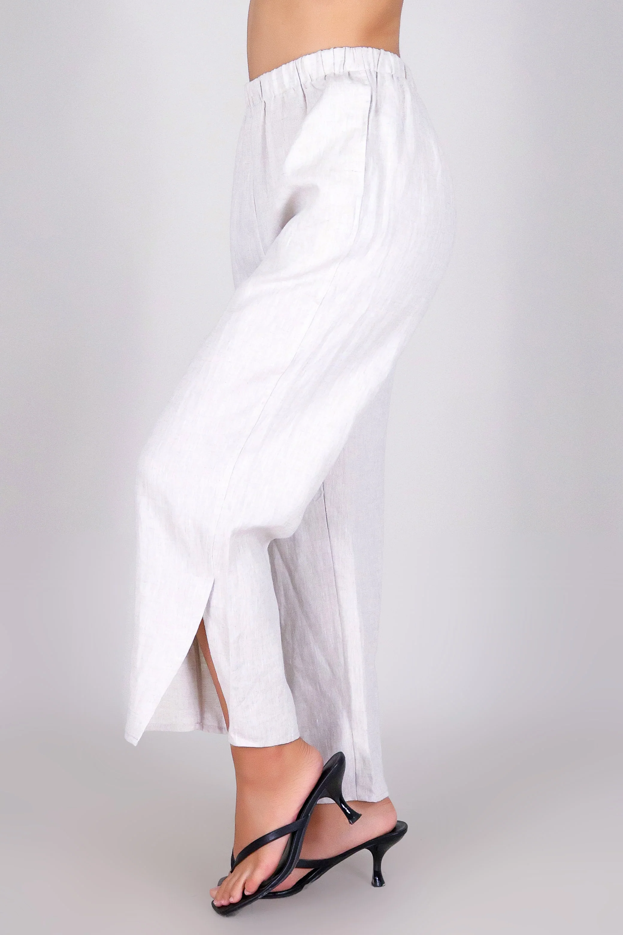 THE LINEN FLOW CAPRI'S - Image 4