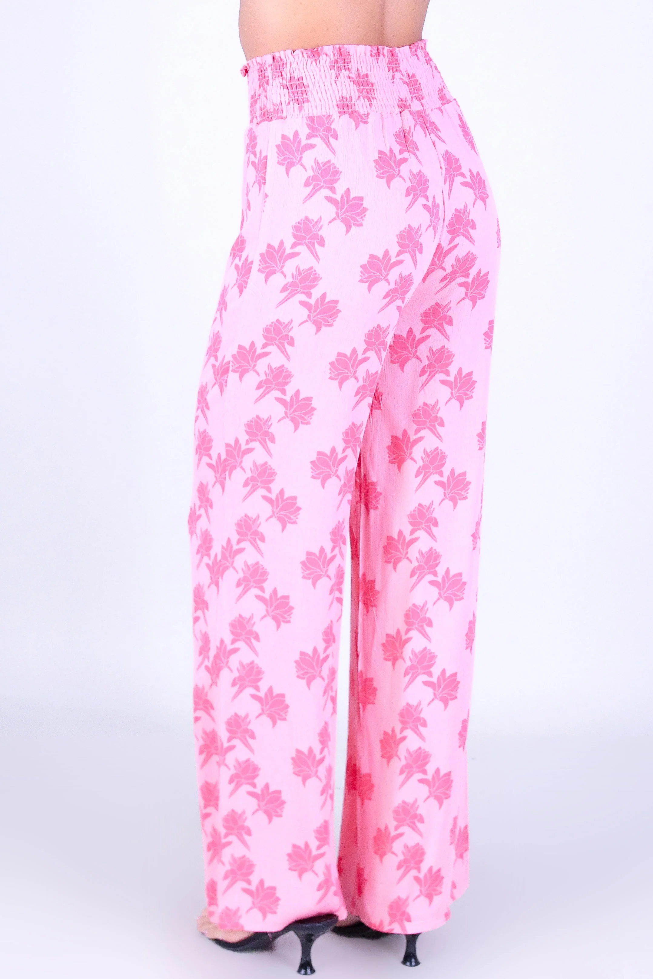 TUBEROSE SMOCKED WAIST PANTS - Image 3