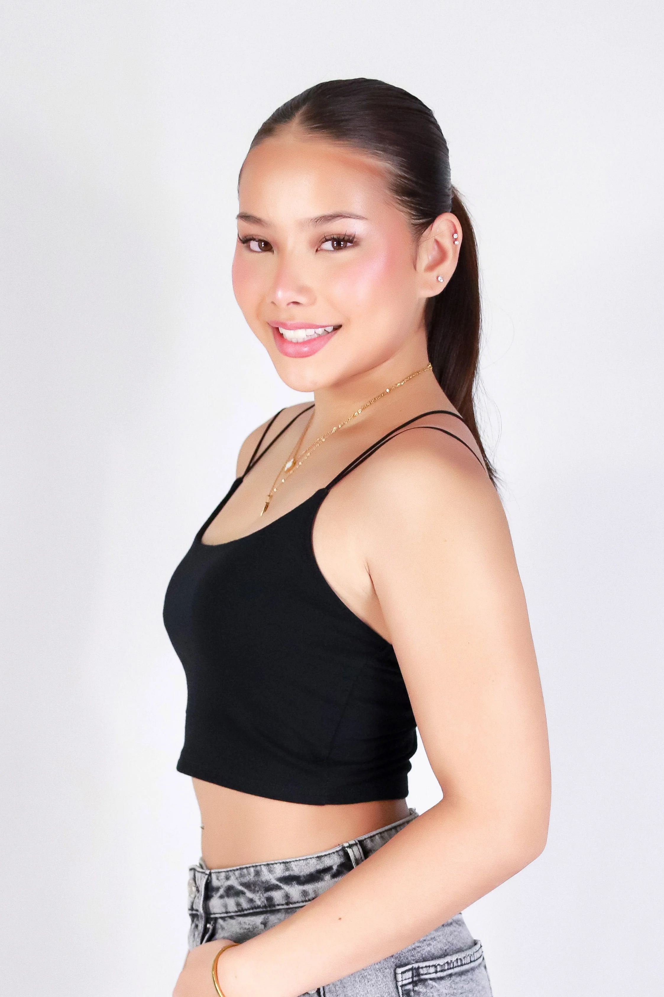 STICK TO THE BASICS CROP TOP - Image 3