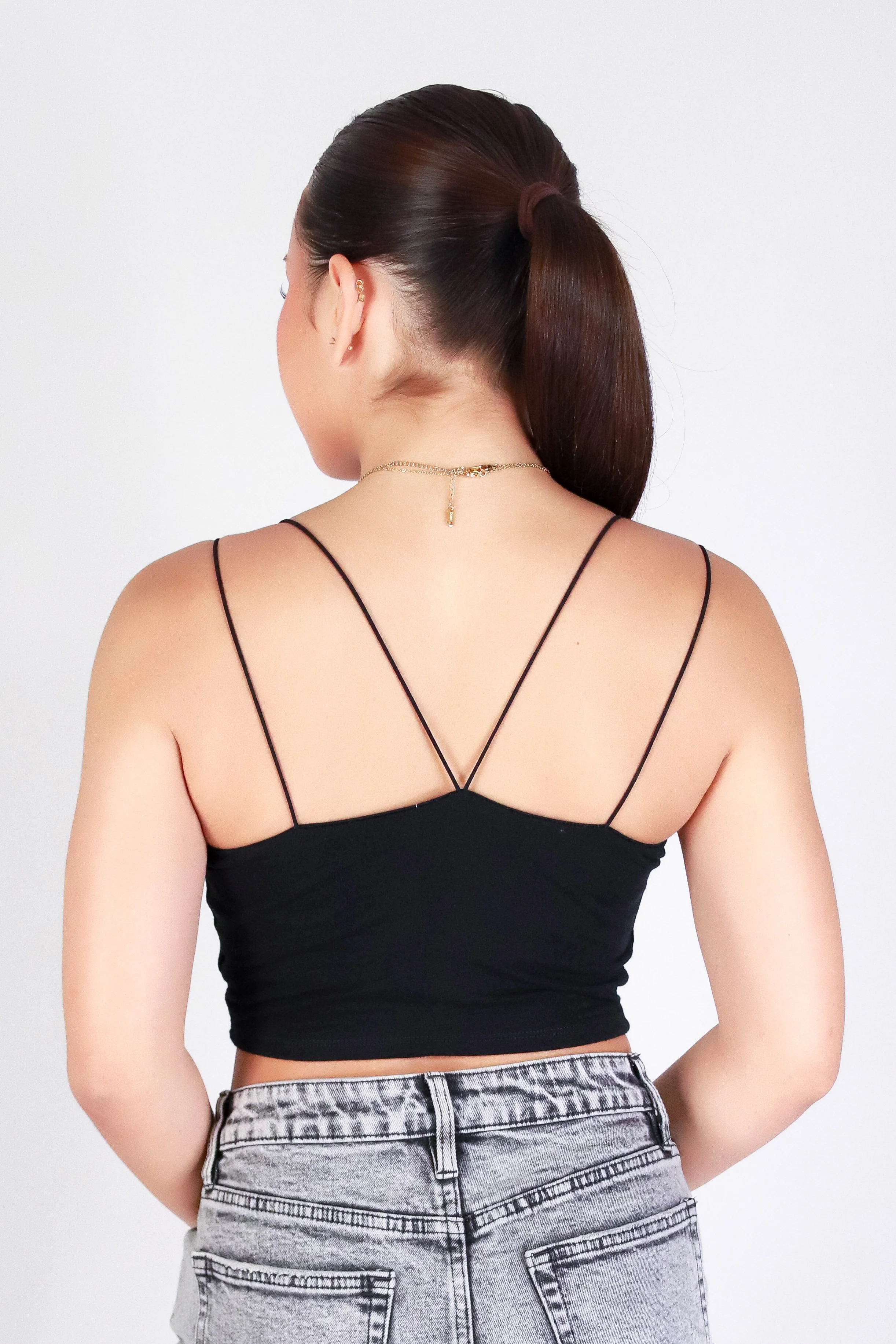 STICK TO THE BASICS CROP TOP - Image 4