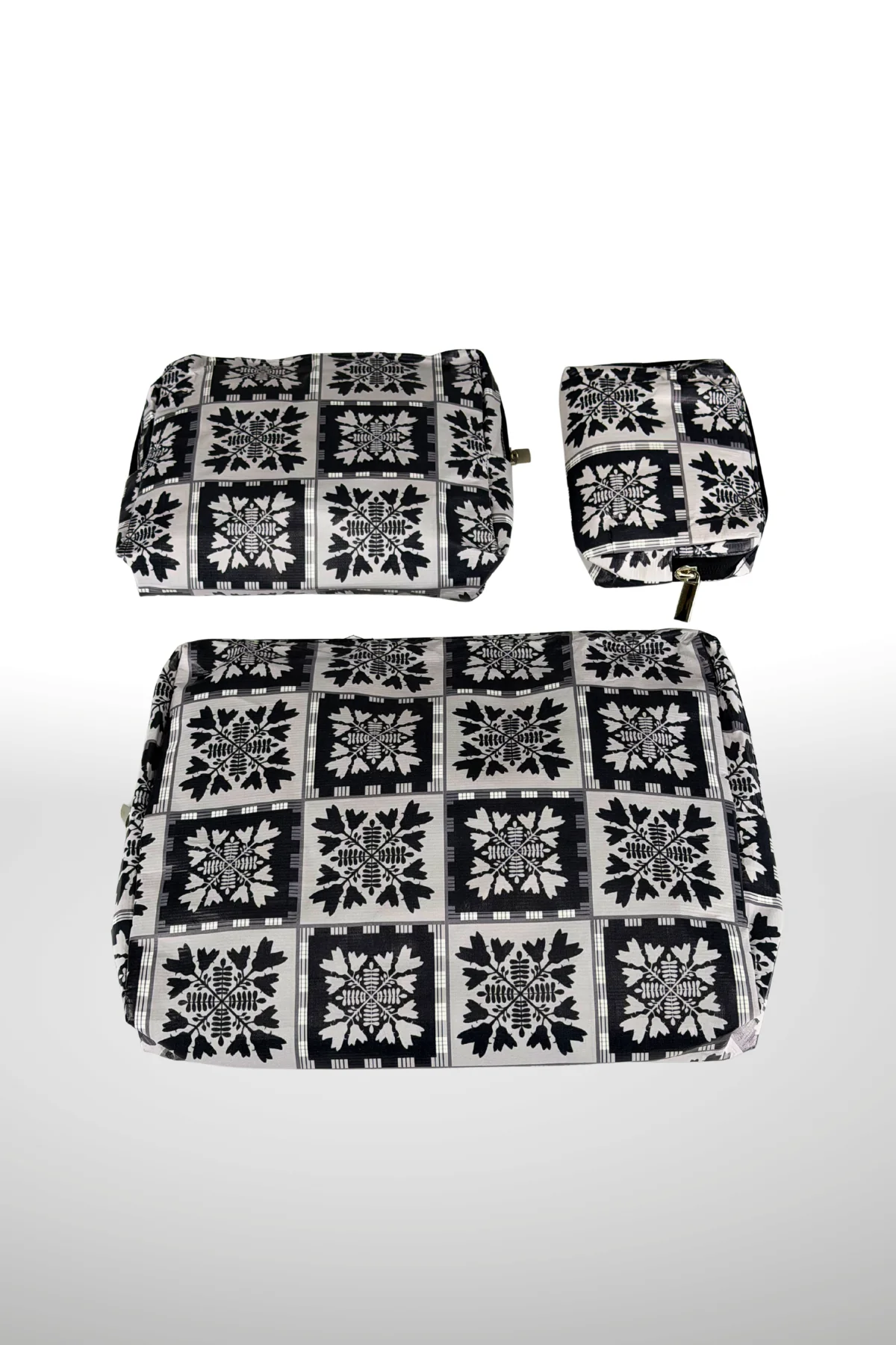 ULEI QUILT POUCH SET - Image 2