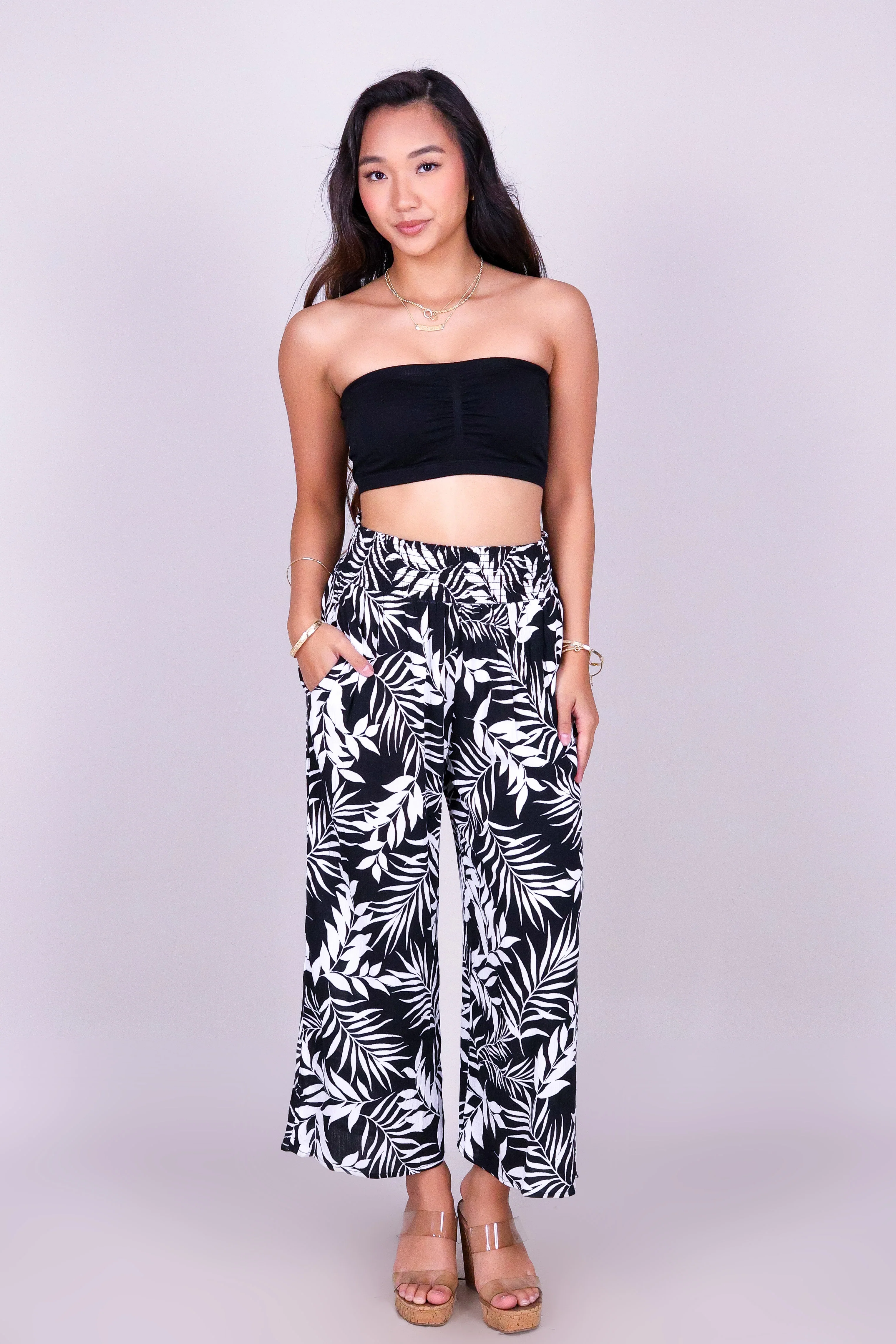 TROPIC LEAF CAPRI'S