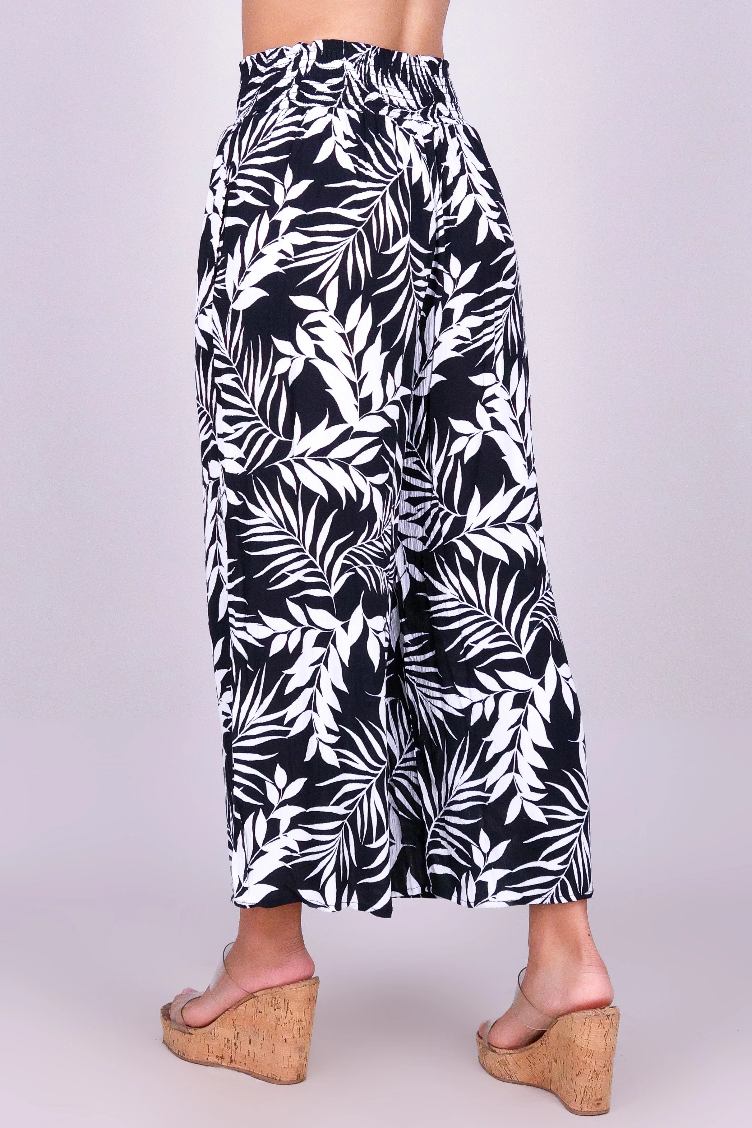 TROPIC LEAF CAPRI'S - Image 3