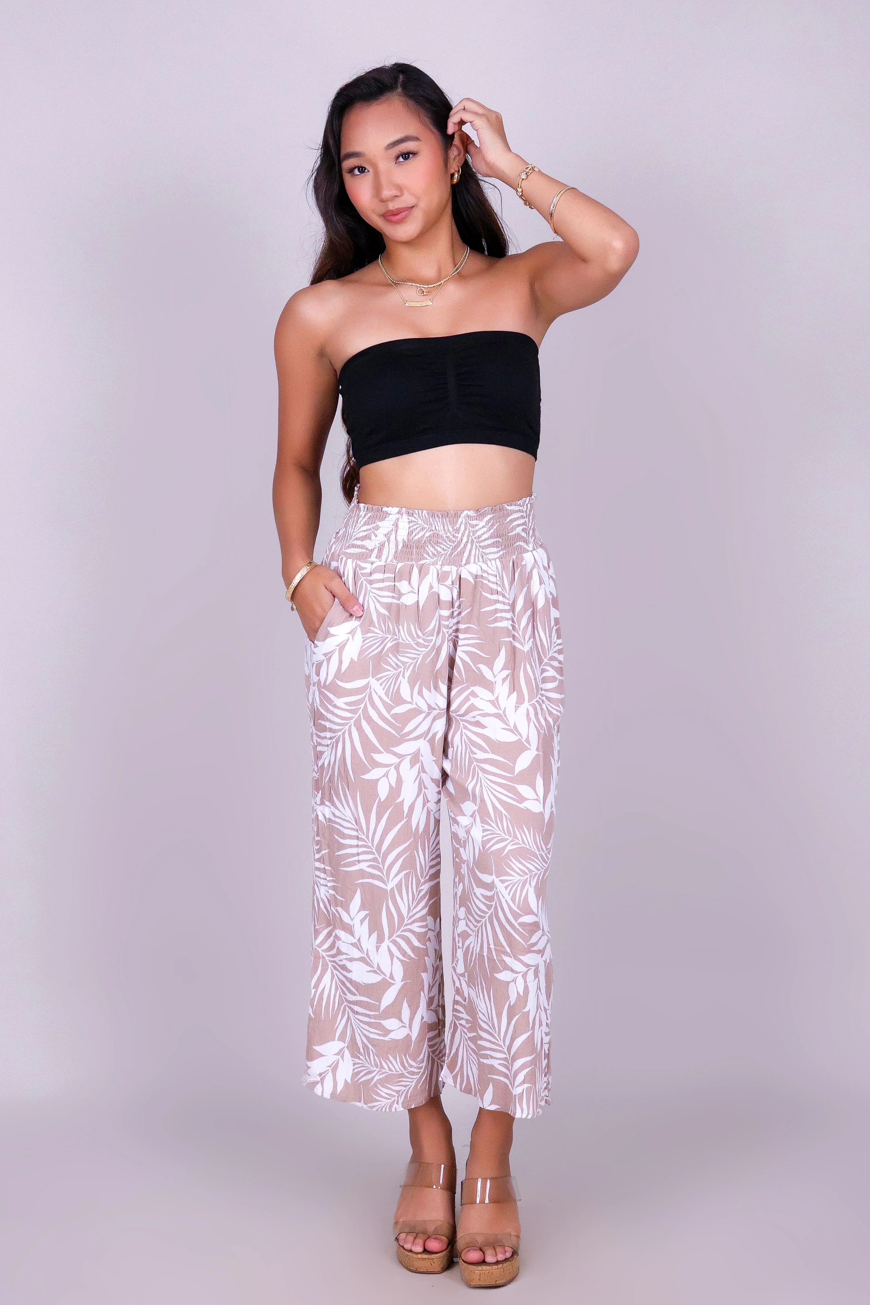 TROPIC LEAF CAPRI'S