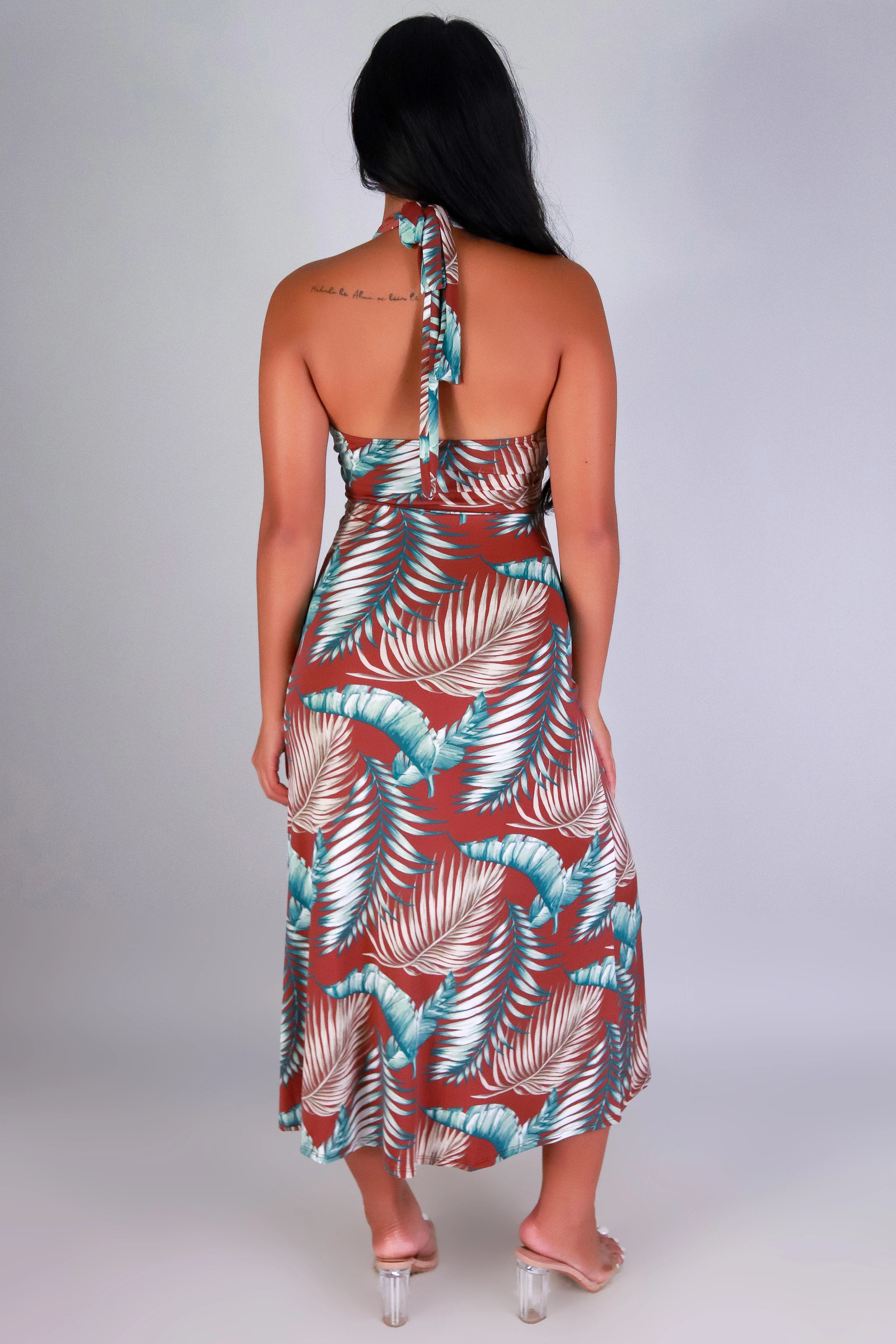 ISLAND EDGE MAXI HALTER DRESS - Image 3