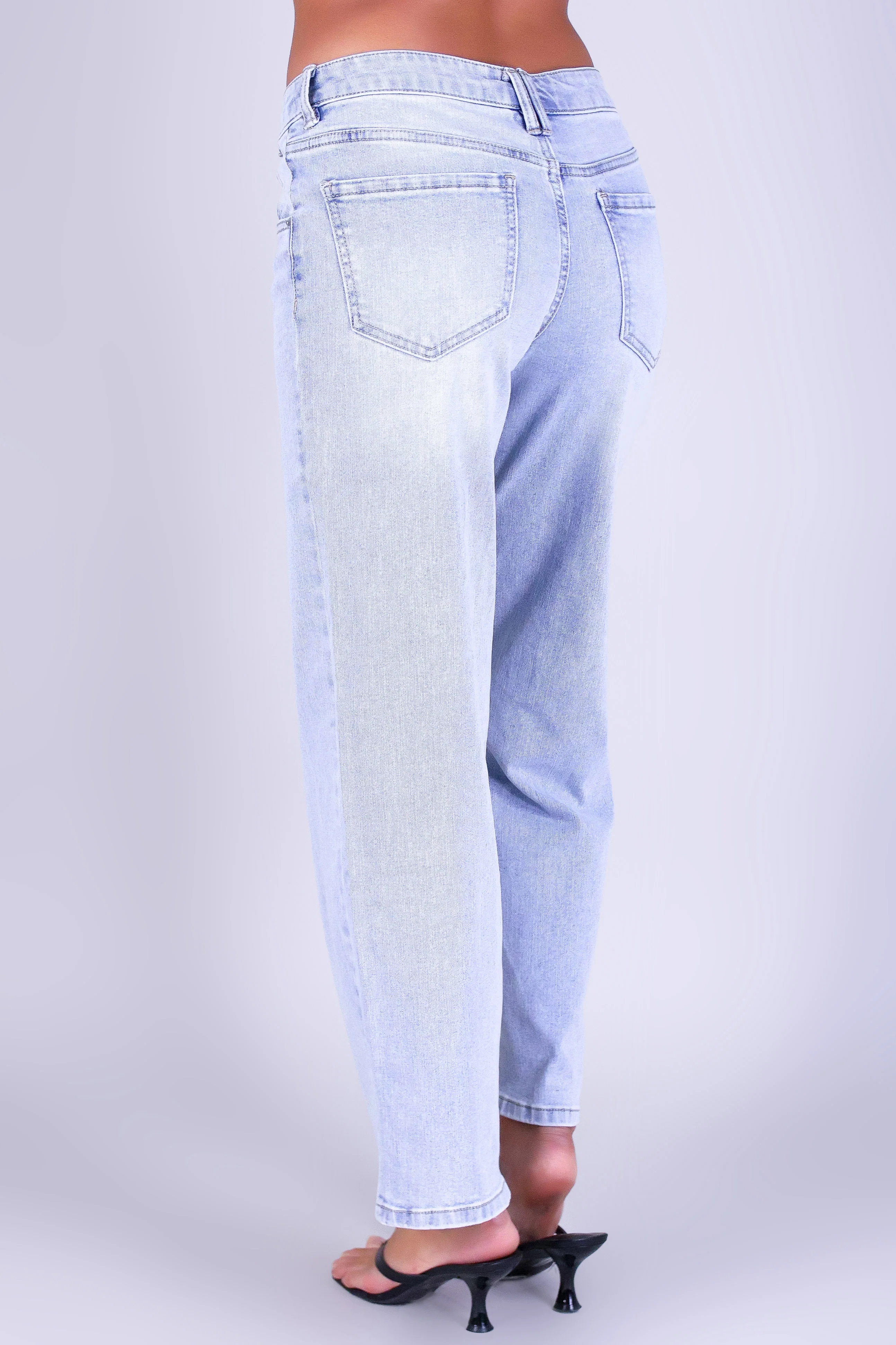 CITYLINE LOW-RISE JEANS - Image 3