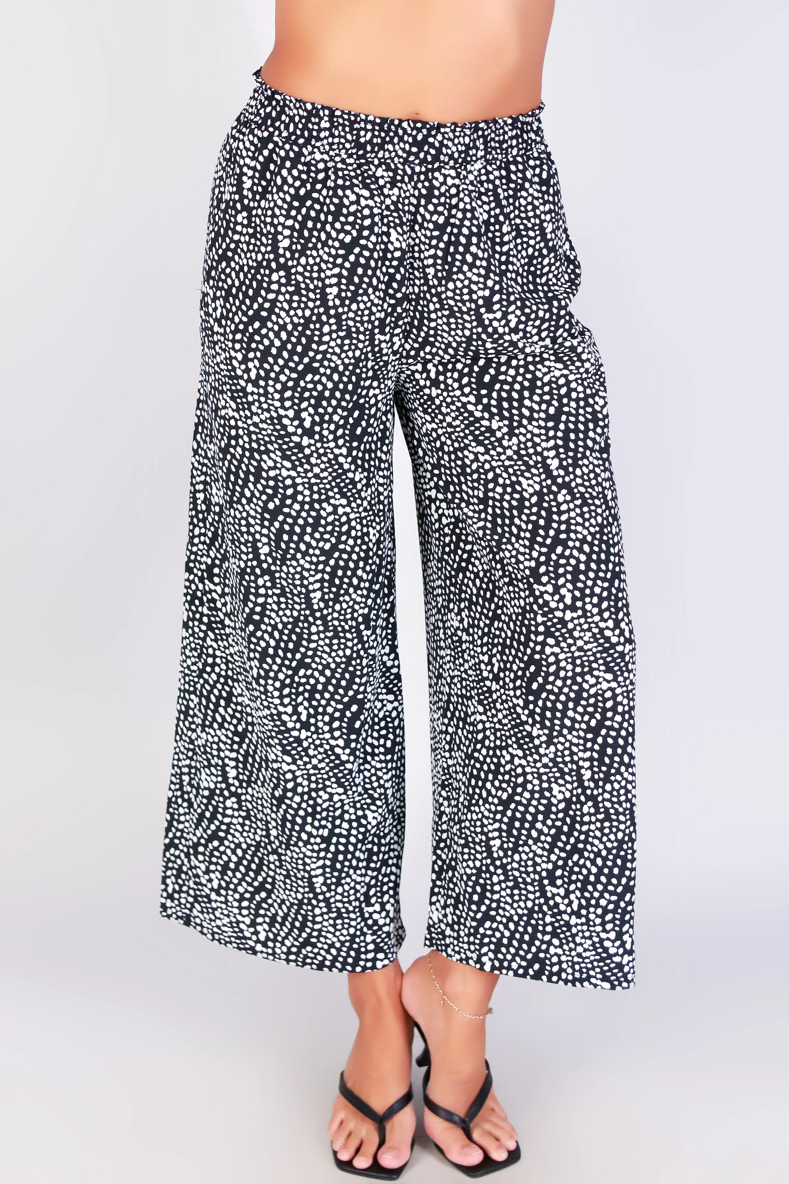 SPOT ON STYLE CAPRI'S - Image 2