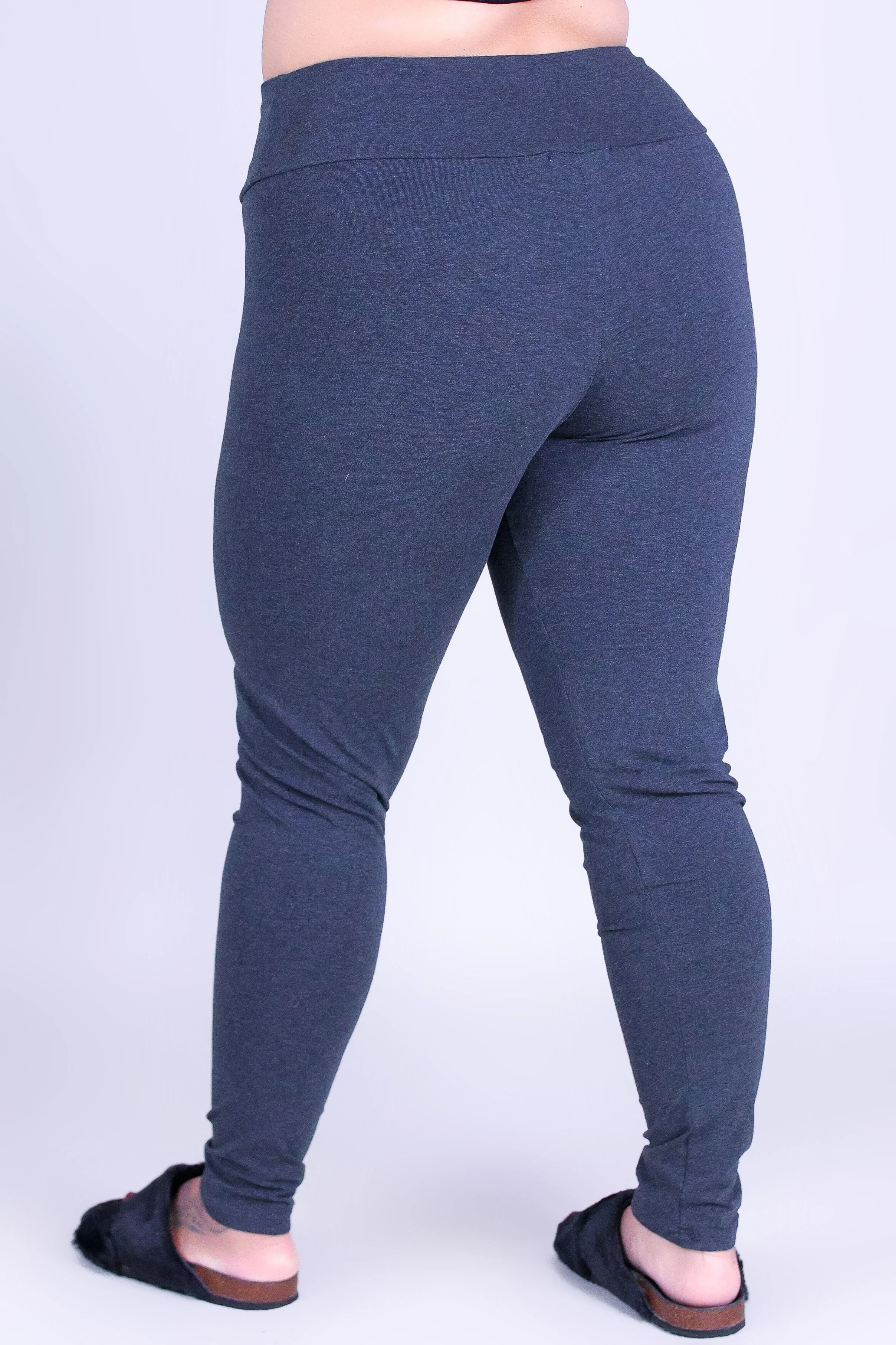 ALWAYS RIGHT LEGGINGS - Image 3