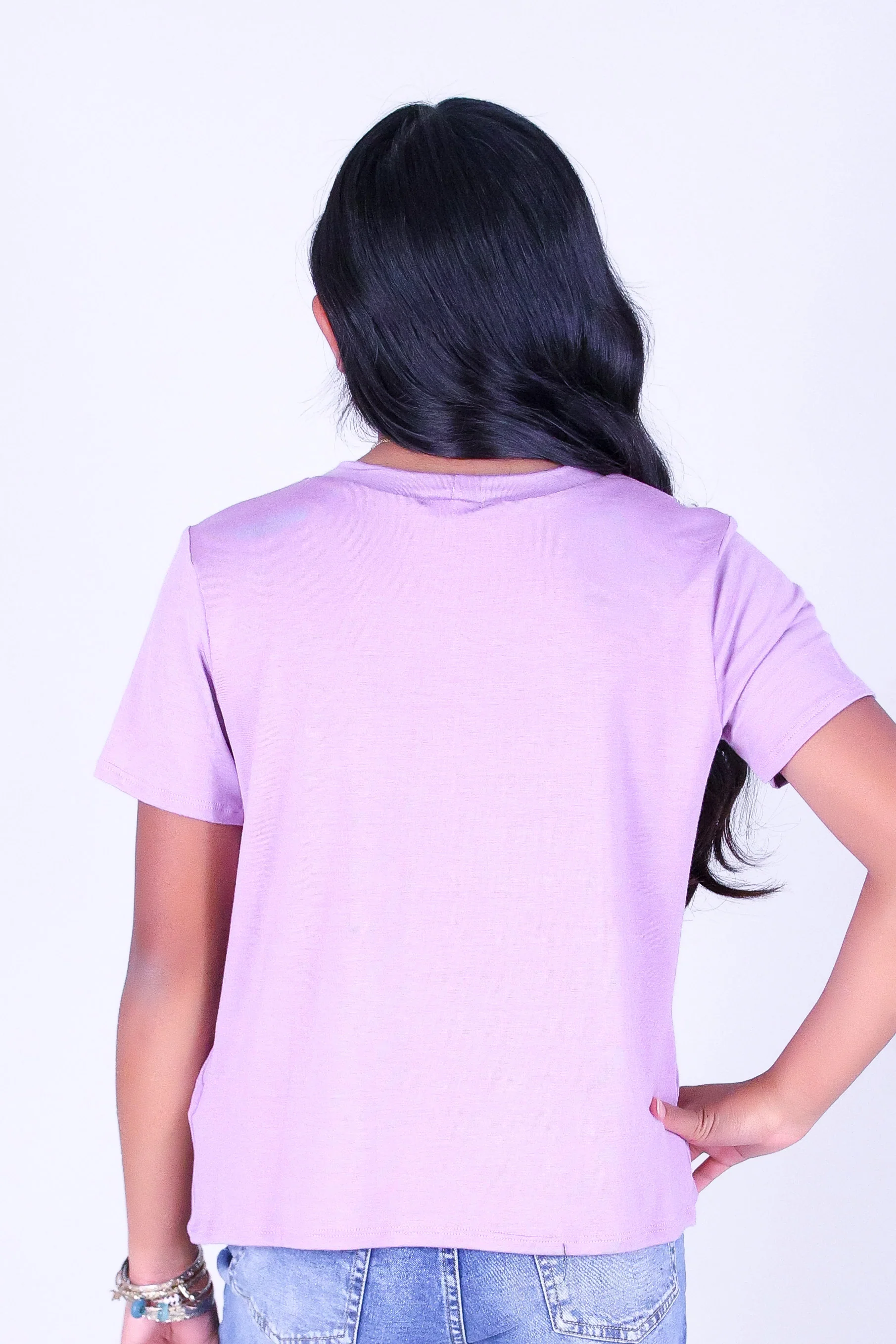 3 STRAND OUTLINE PIKAKE LEI TEE | KIDS SIZE 2-16 - Image 4
