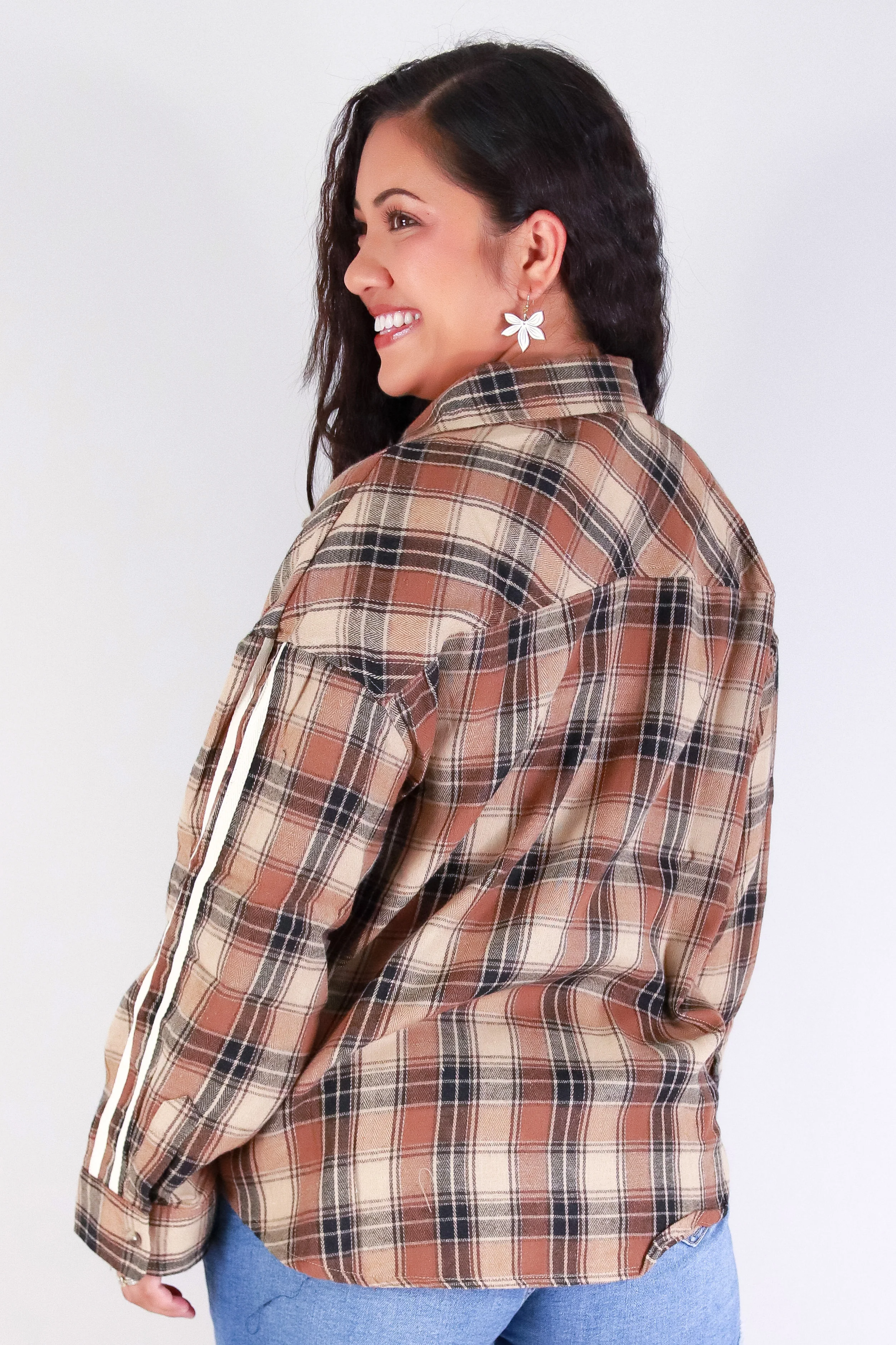 FALL IN LOVE PLAID TOP - Image 3