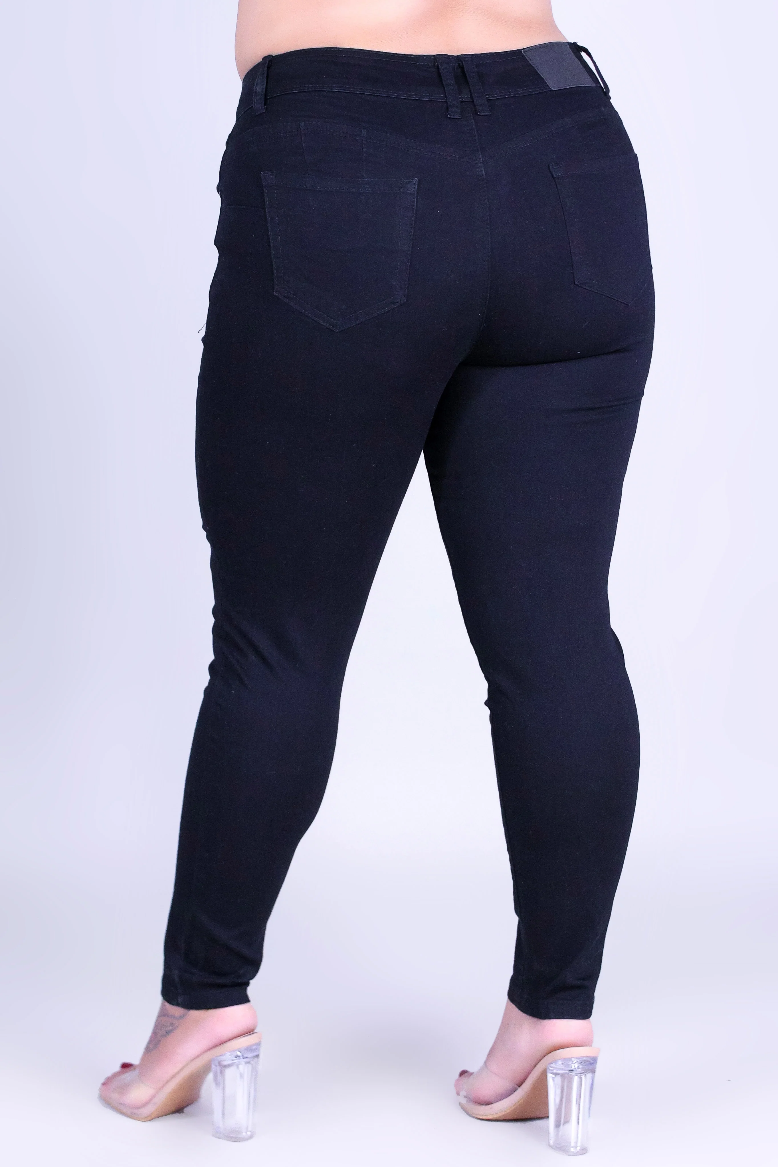 ULTRA SOFT JEANS - Image 3