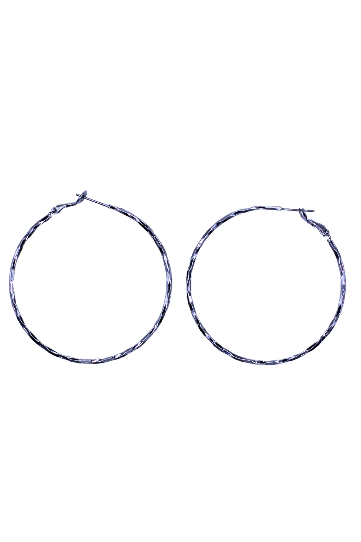 SHINY TWIST HOOP EARRINGS