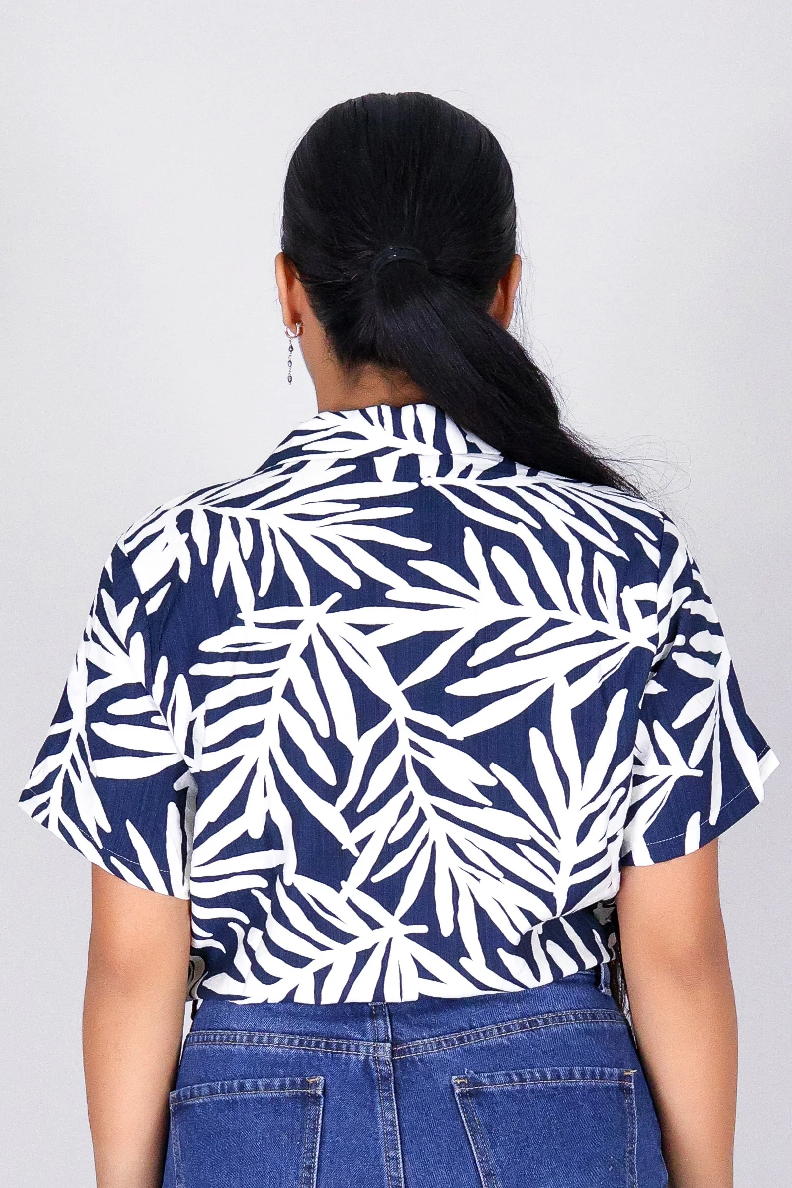 SUNLEAF BUTTON DOWN TOP - Image 4