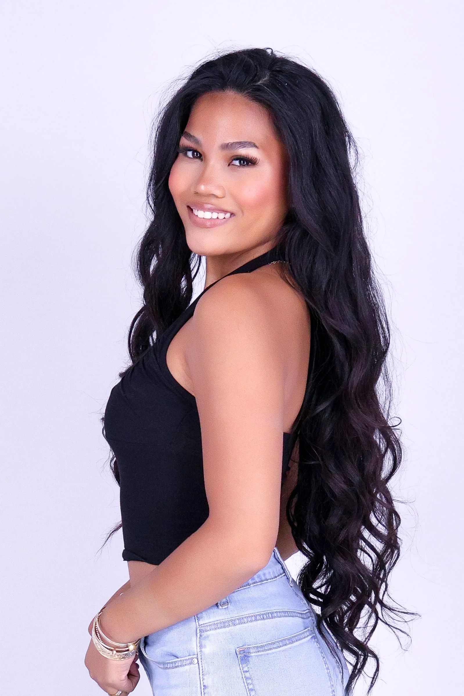 BARELY GOLDEN CROP HALTER TOP - Image 3