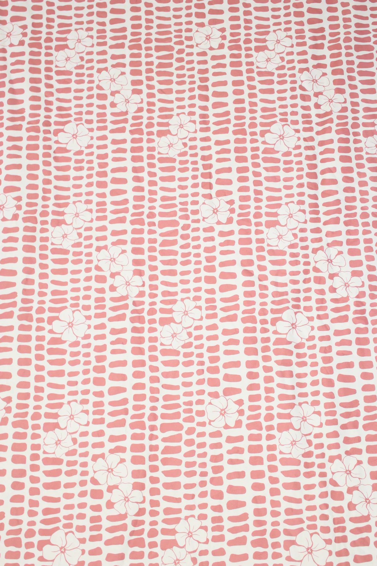 PUAKENIKENI MITER SHELL TABLE COVER - Image 3