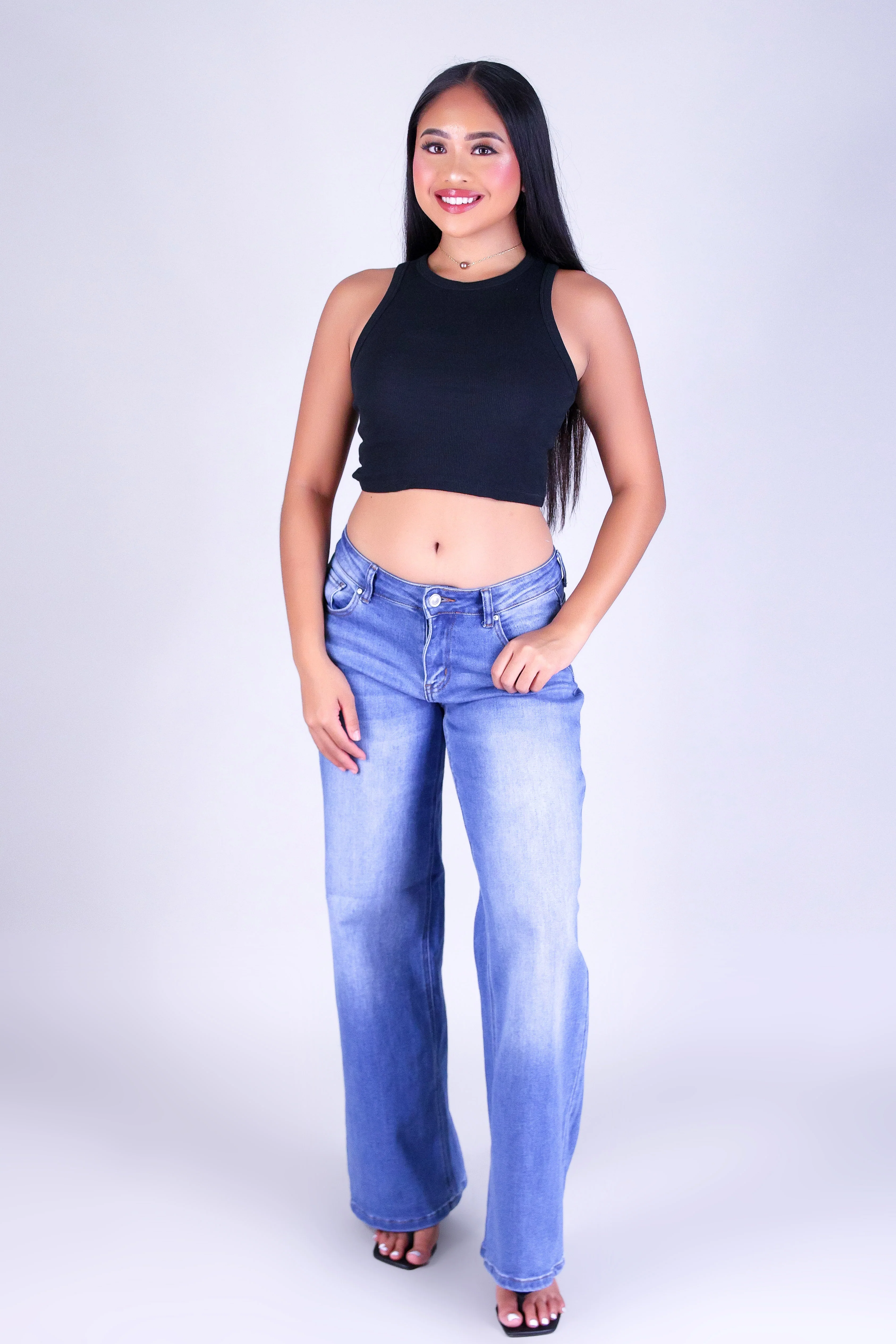 PRETTY BASIC CROP TANK