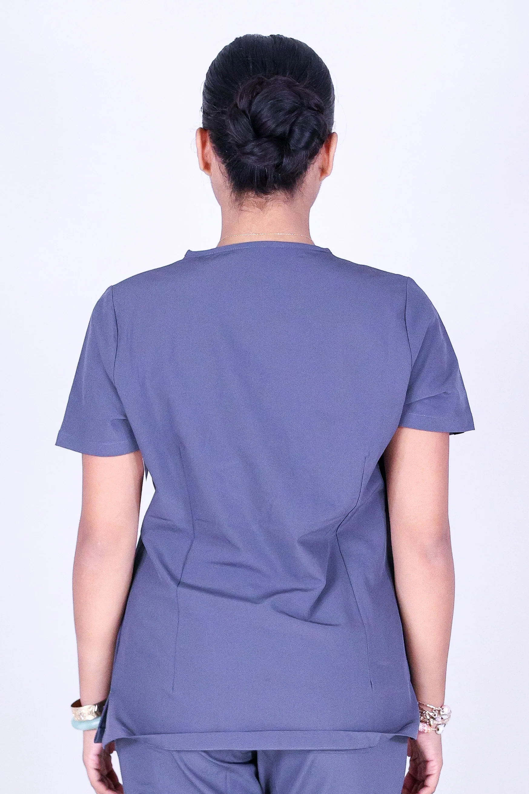 HONOHONO LEI SCRUB TOP - Image 4