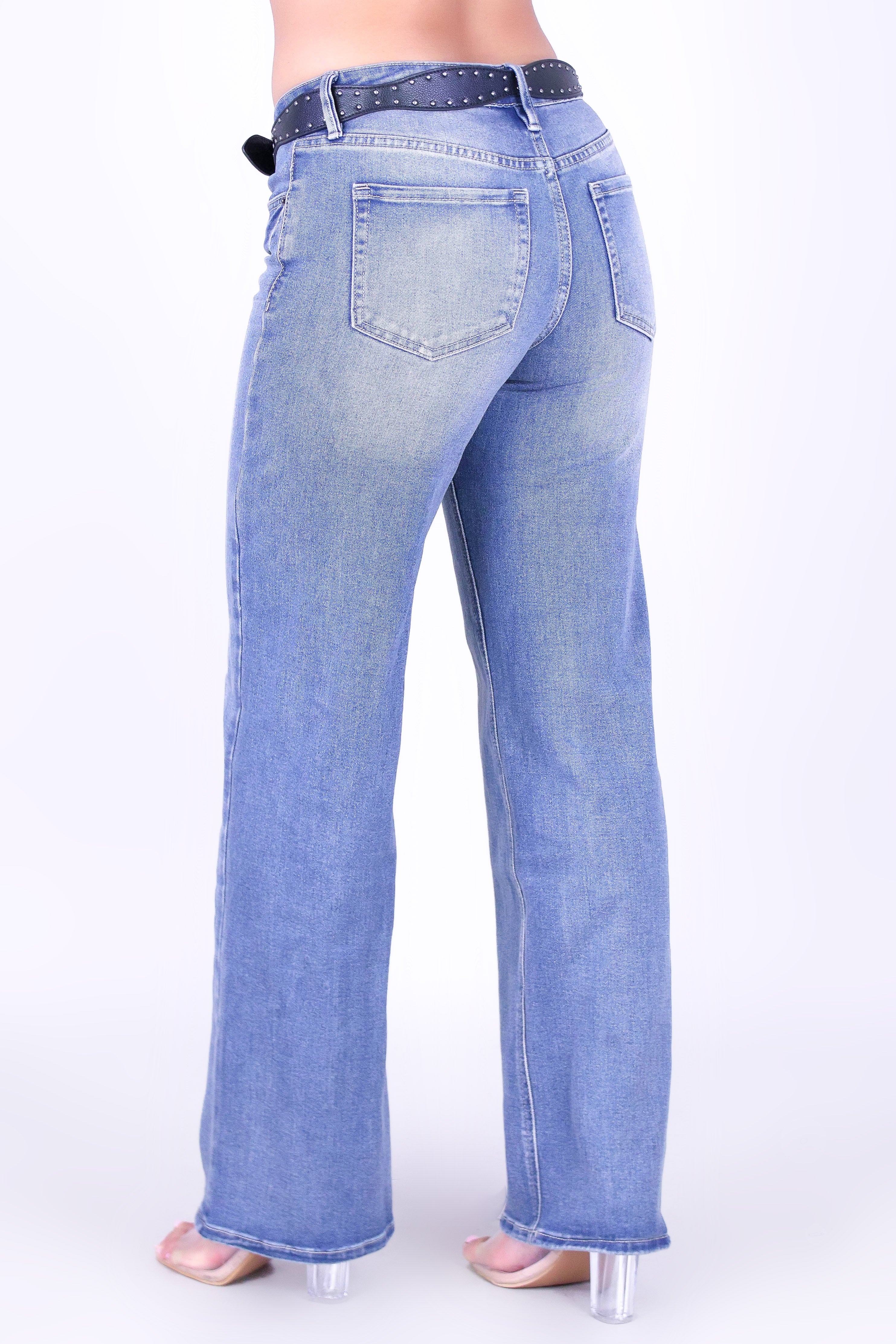 BABY BLUE BELTED JEANS - Image 3