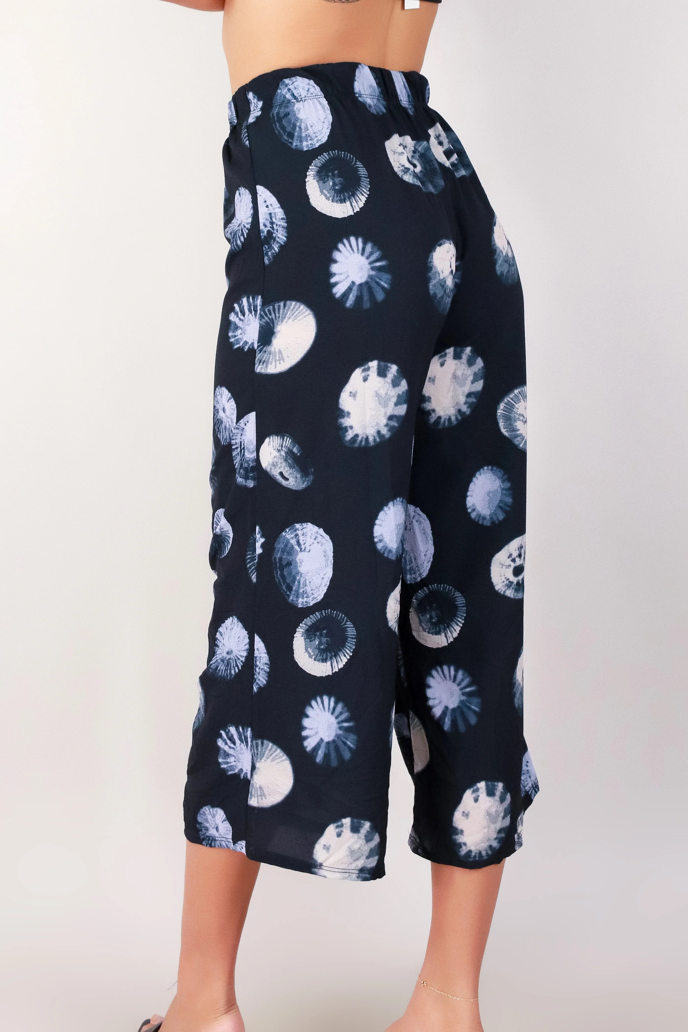 OPIHI CAPRI PANTS - Image 3