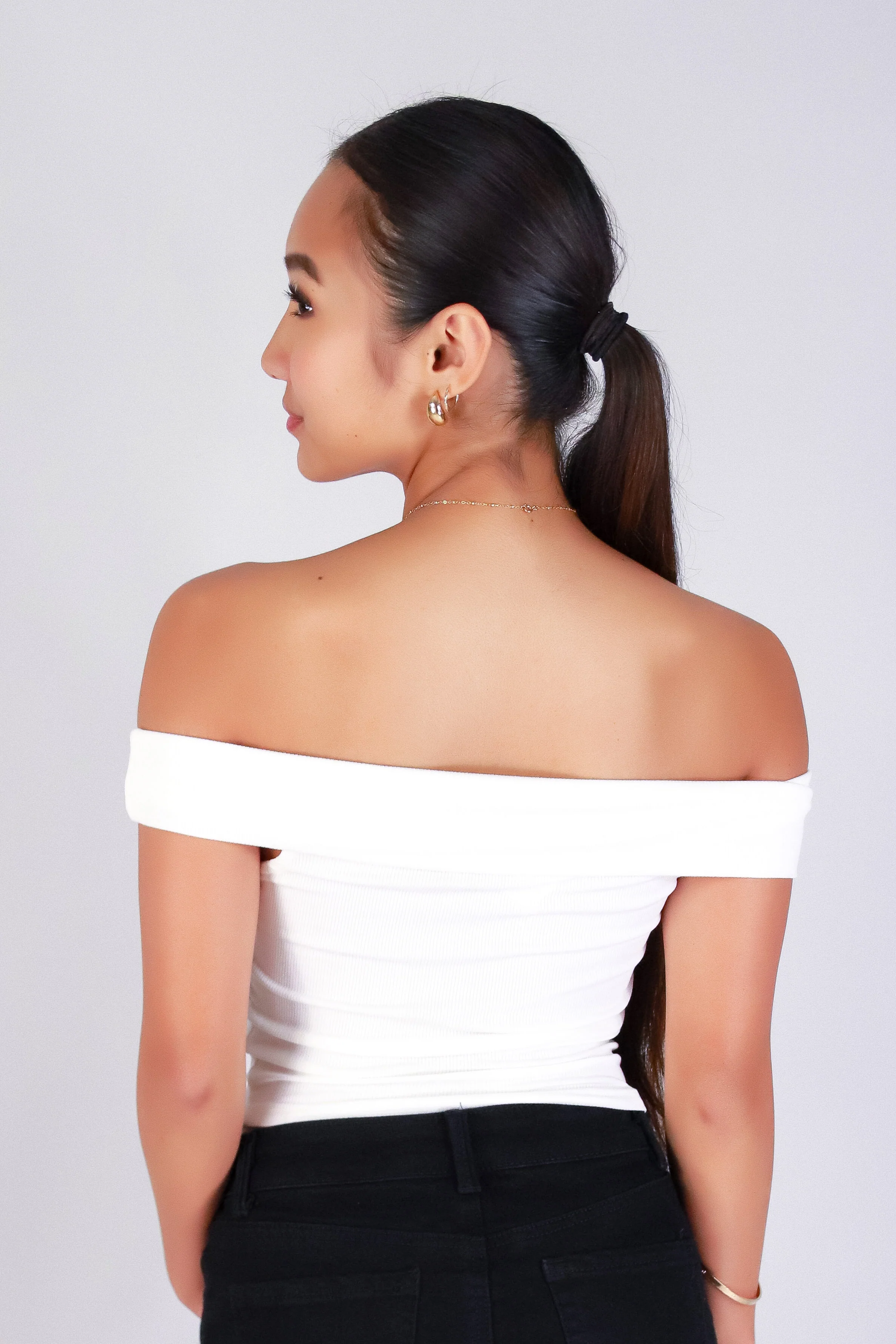 KISS THE NIGHT OFF SHOULDER TOP - Image 4