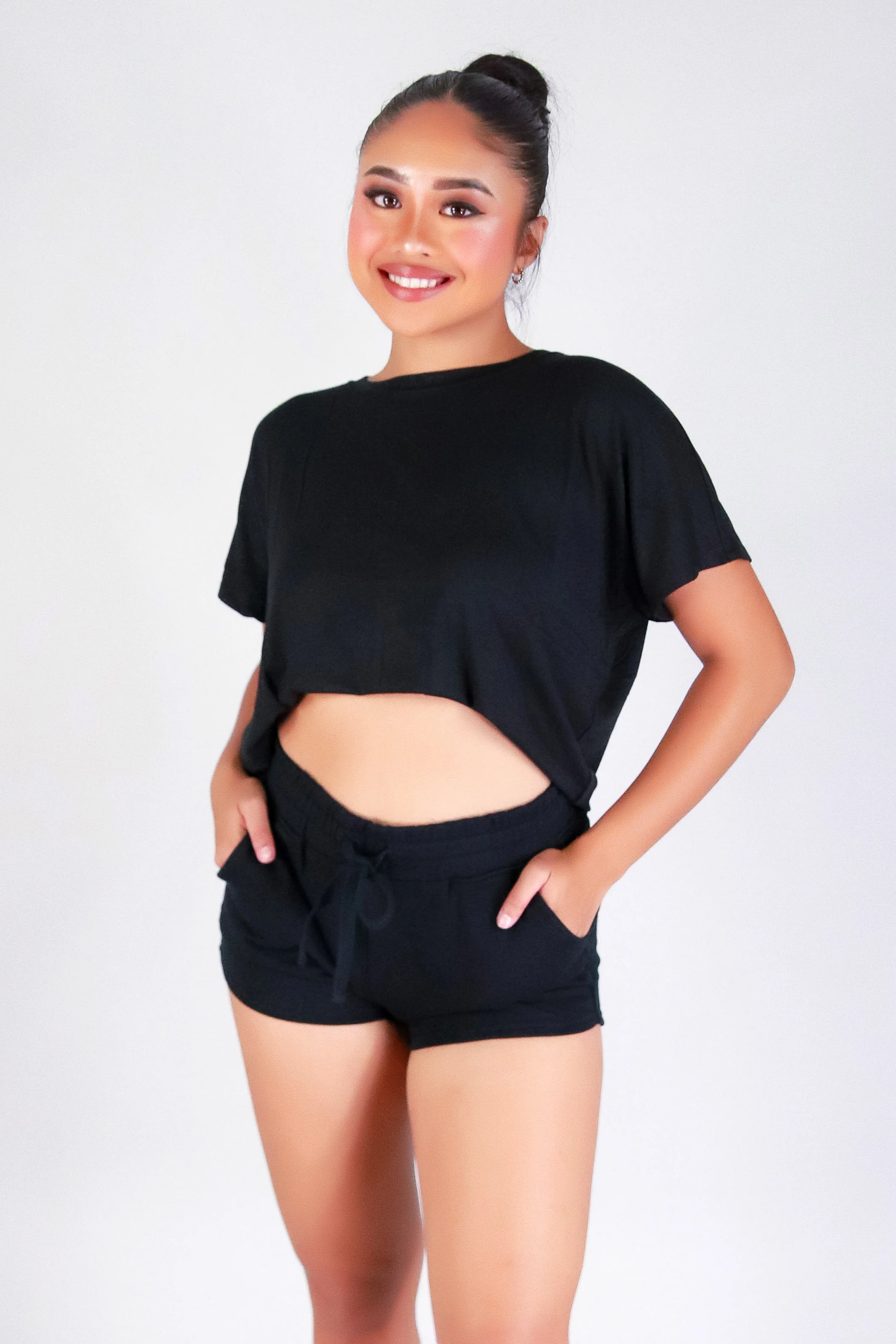 TIE ME UP SHORTS