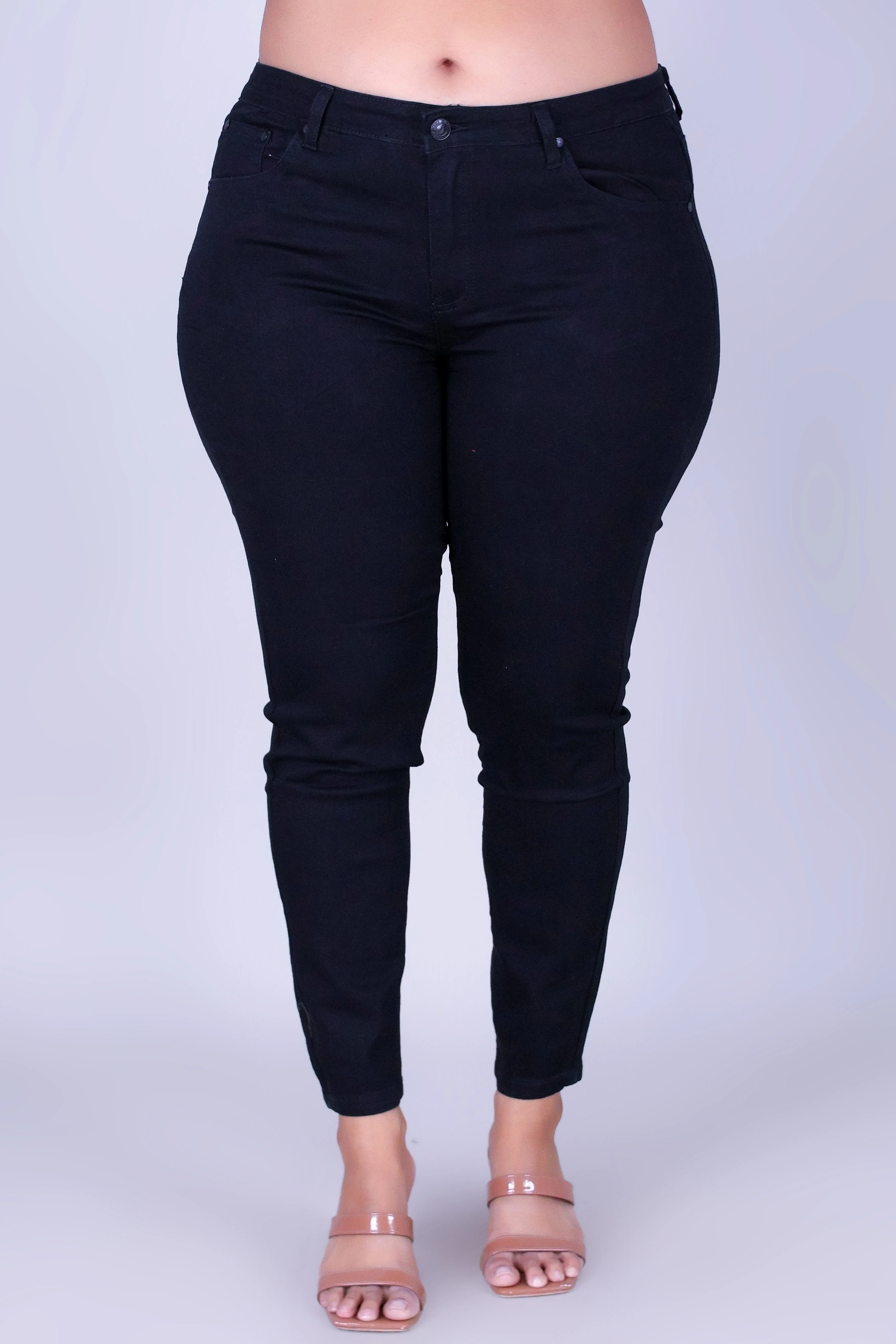MEET ME DENIM CAPRI'S - Image 2