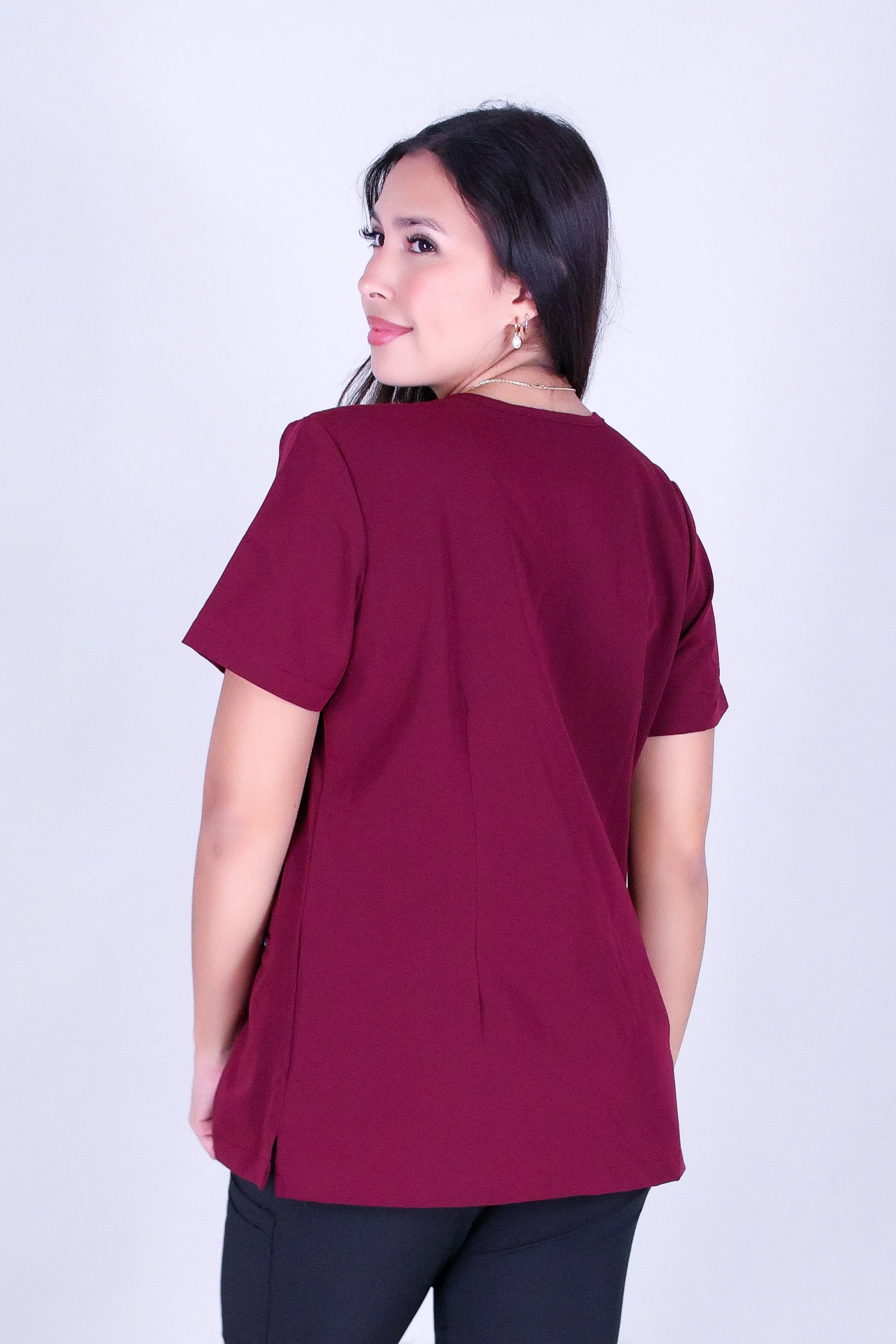 PUAKENIKENI CROWN FLOWER SCRUB TOP - Image 4