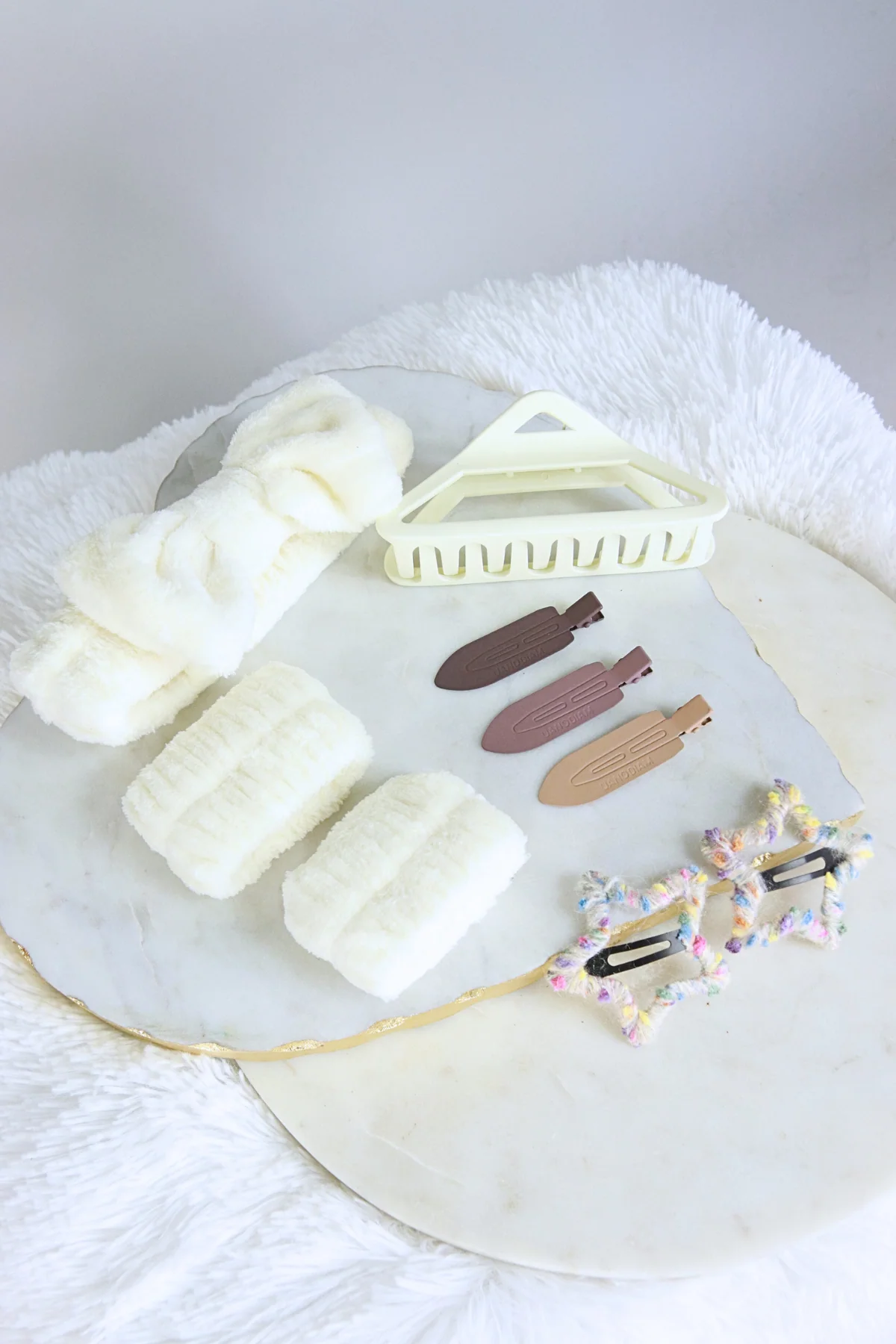 THE ESSENTIALS PACK