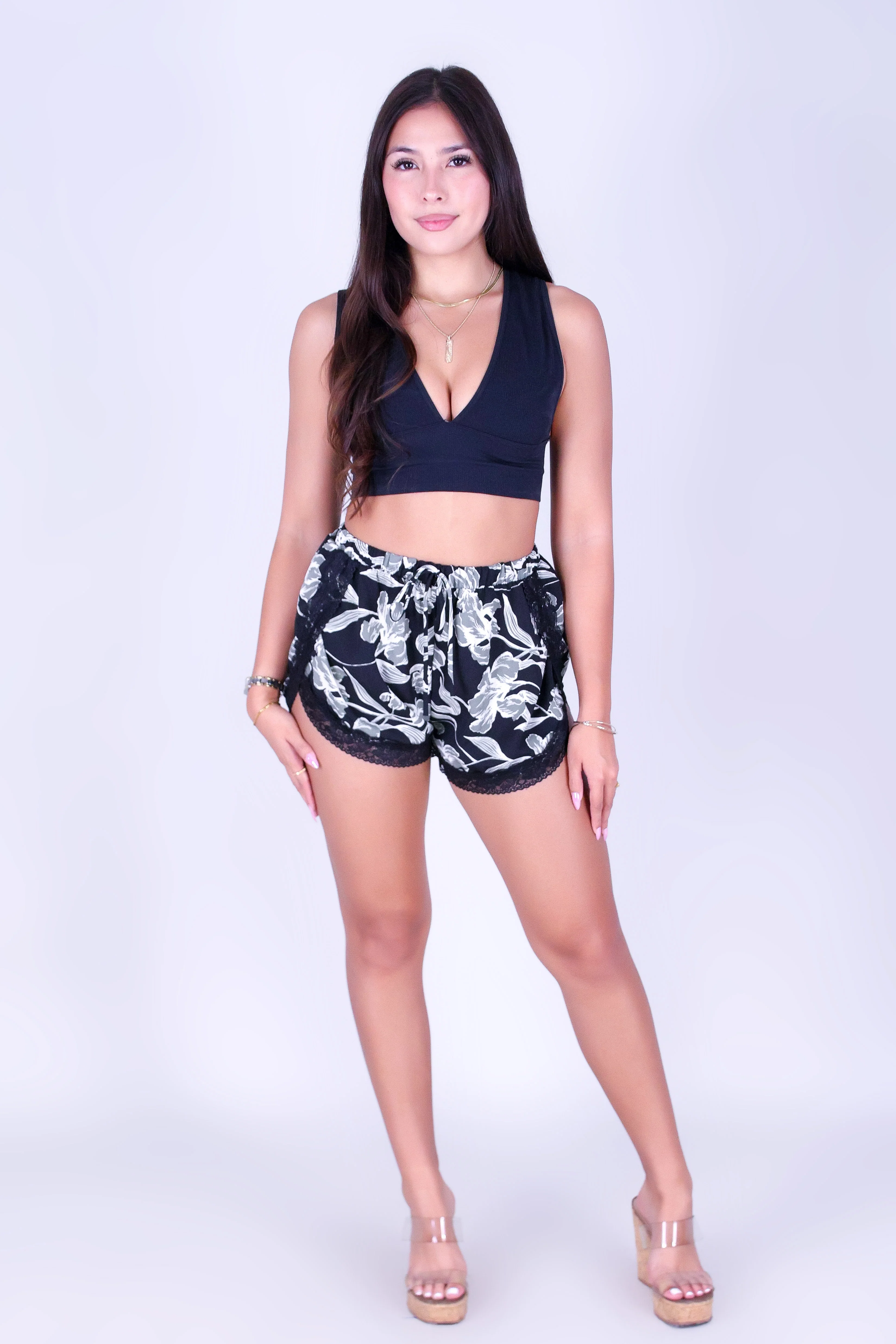 WHISPER BLOOM SHORTS