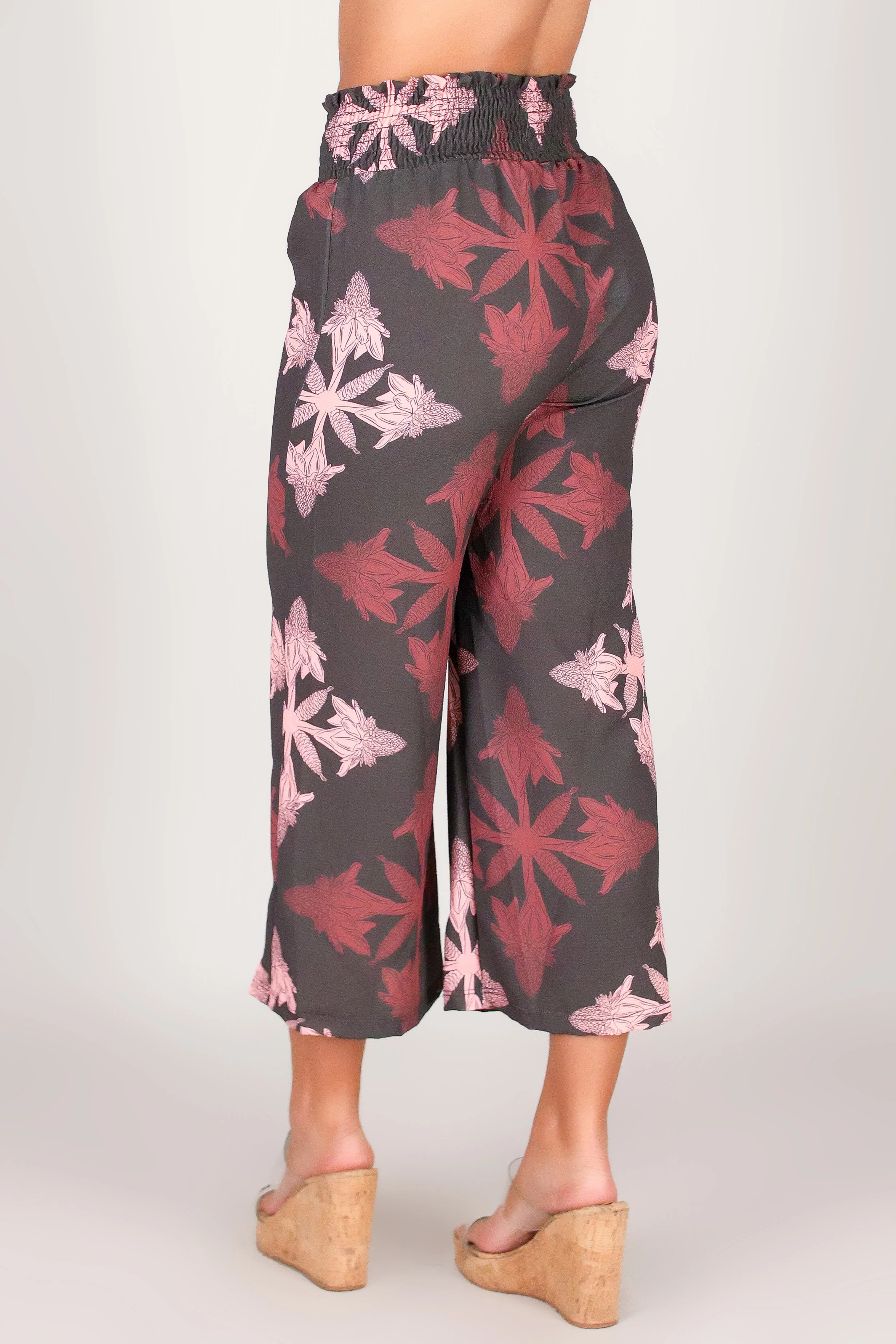 TORCH GINGER QUILT SMOCKED WAIST CAPRI'S - Image 3