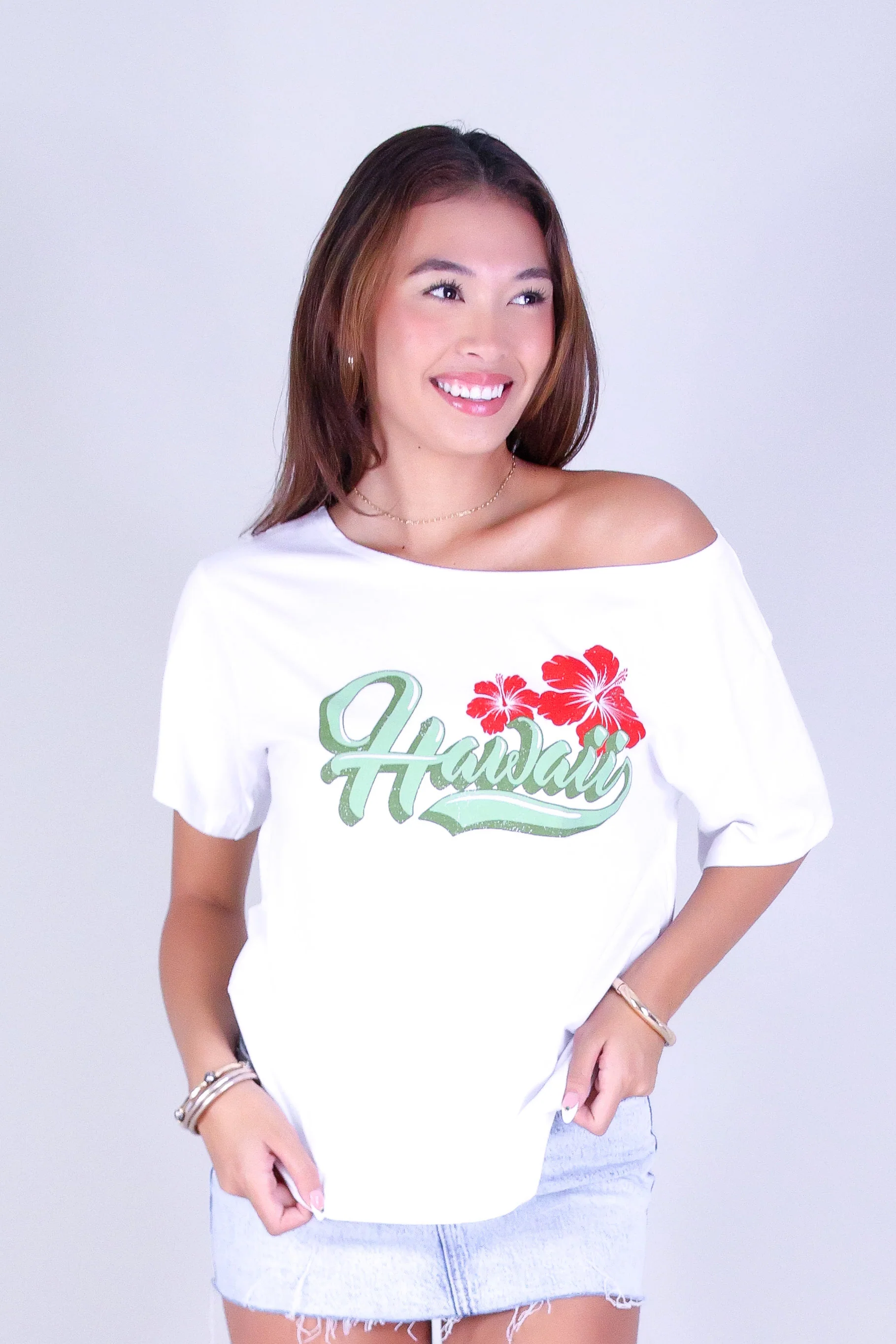 HAWAII HIBISCUS OFF SHOULDER TEE - Image 2