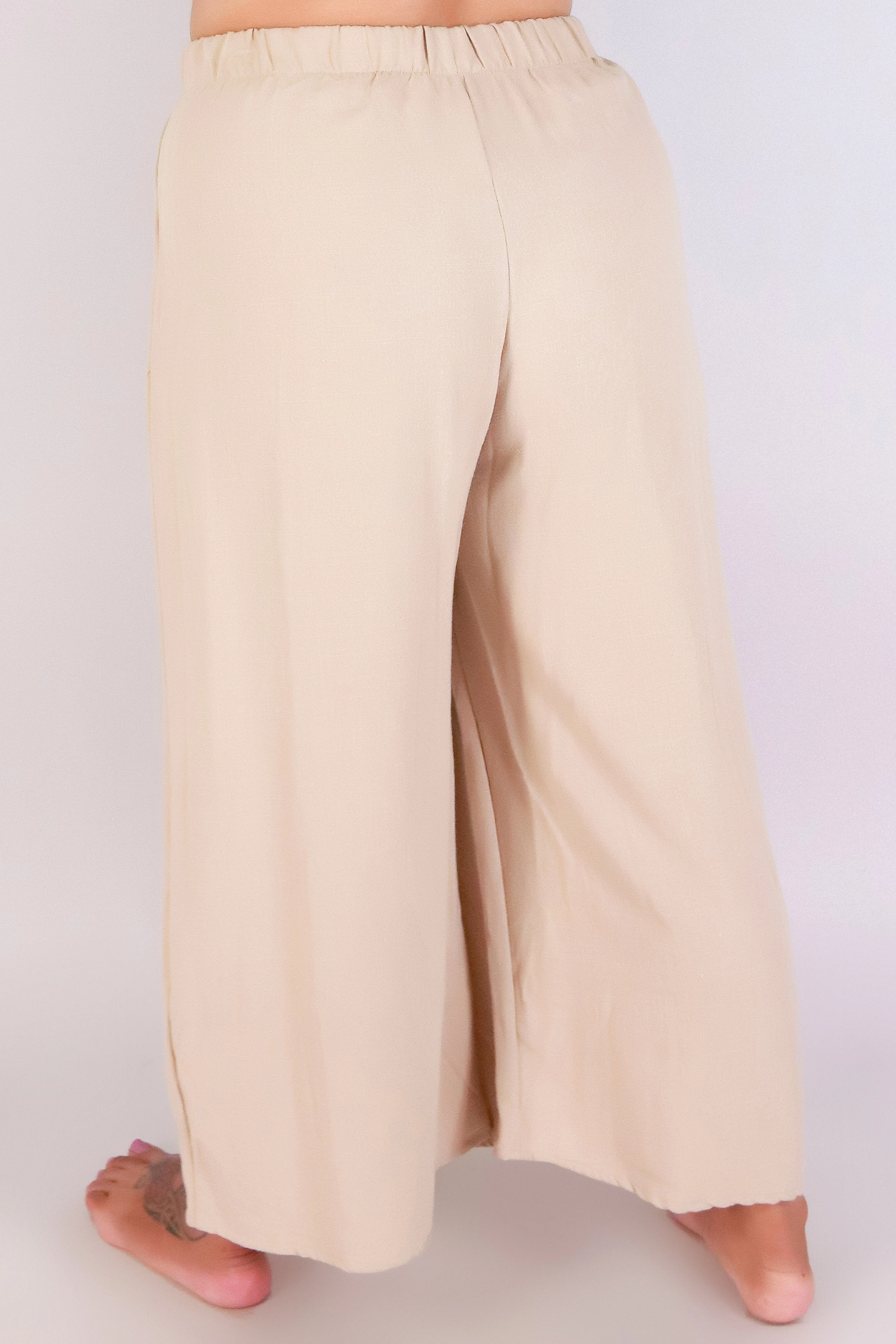 CITY BREEZE CAPRI PANTS - Image 2