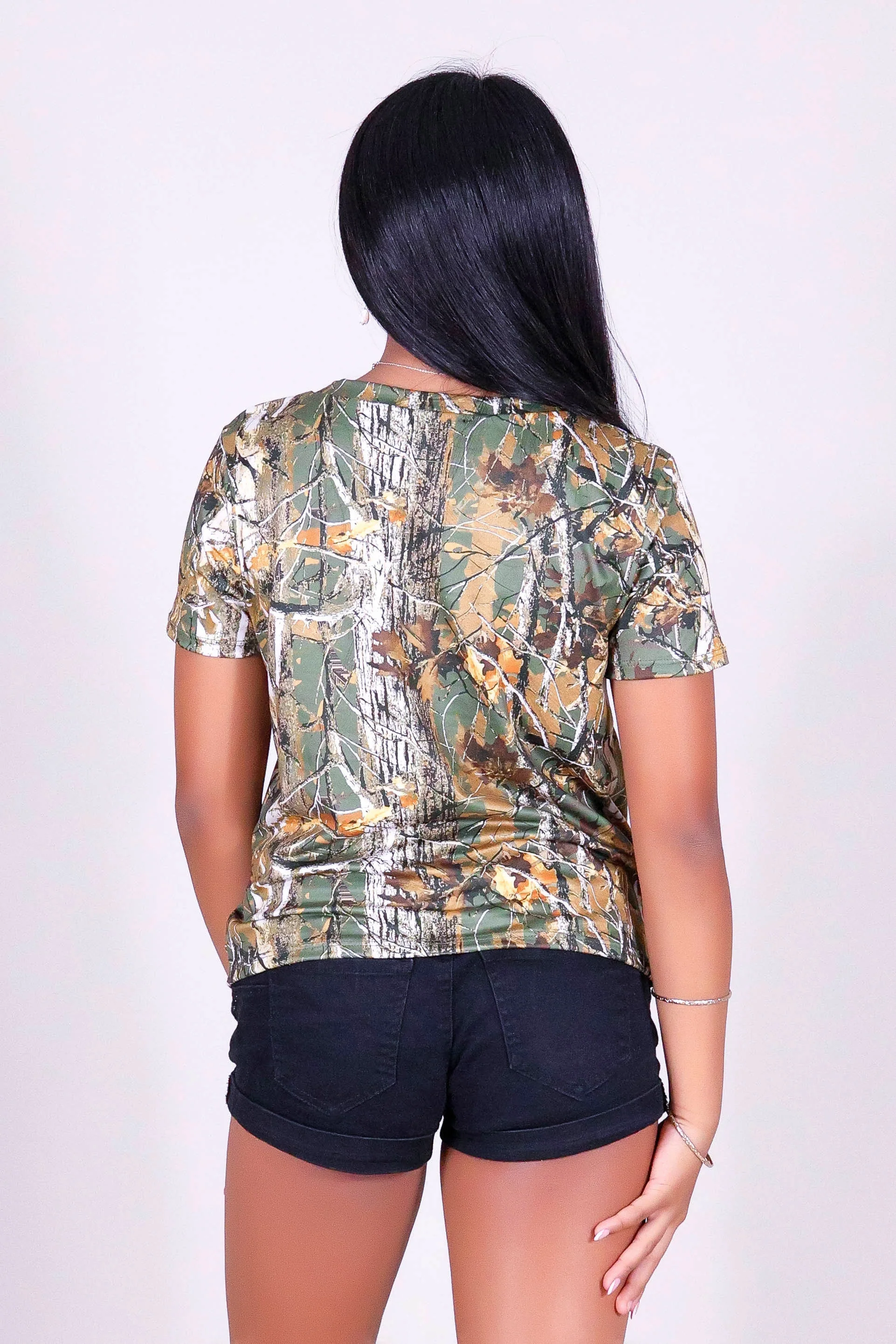 LOKELANI HUNTING CAMO LEI TEE | KIDS SIZE 2-16 - Image 4