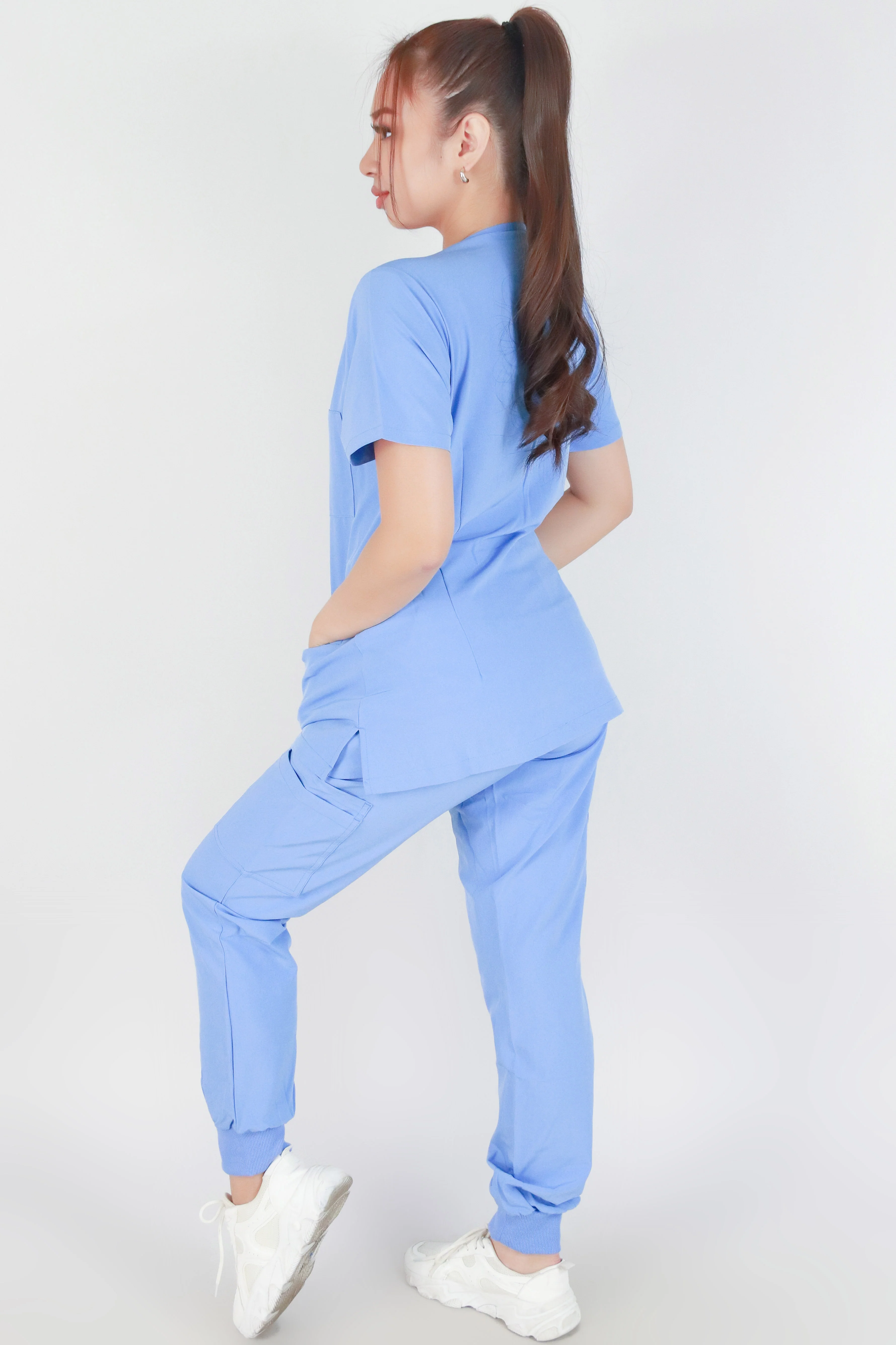 BE PATIENT WITH ME SCRUB TOP - Image 2