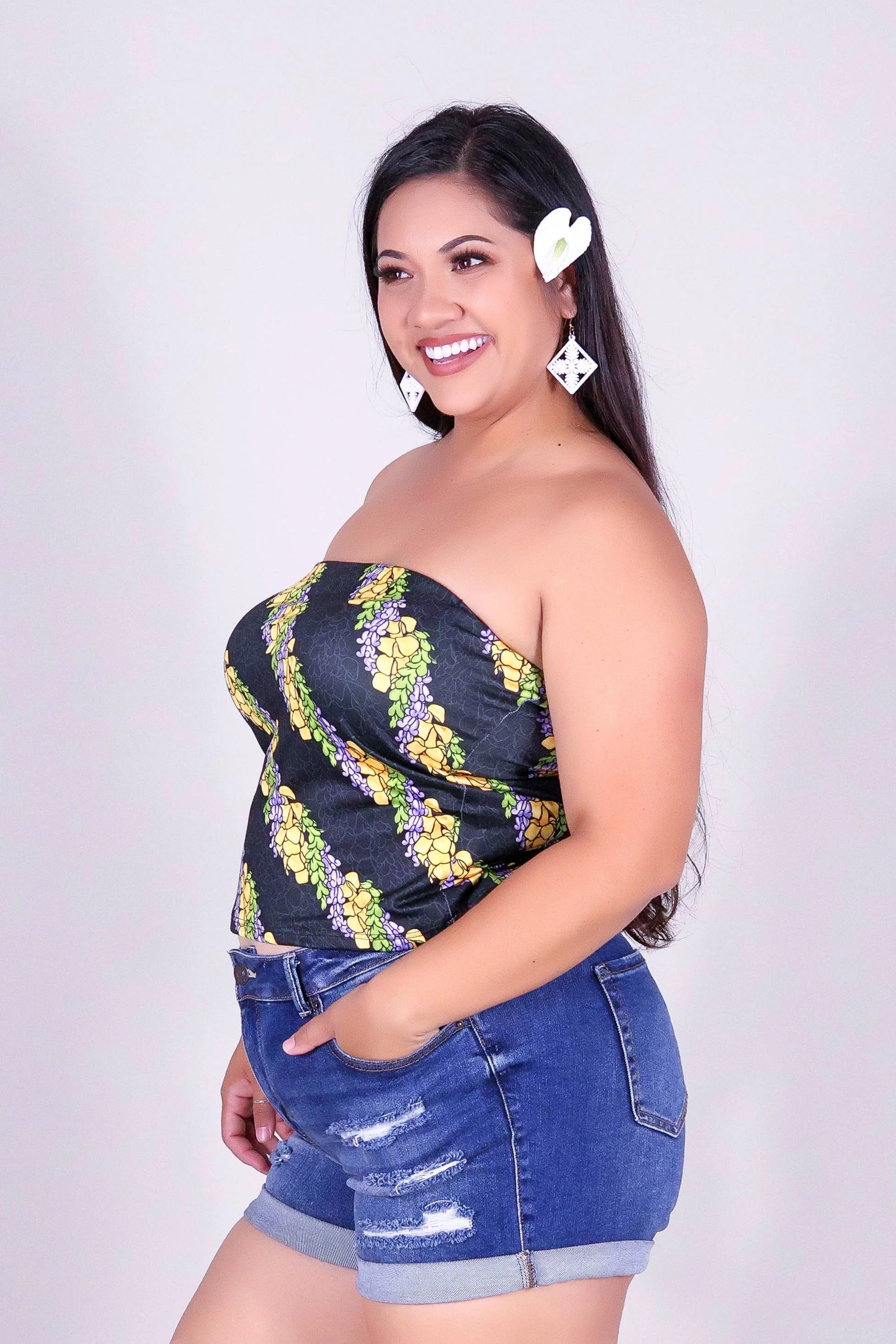 TWISTED LEI CROP TUBE TOP - Image 3